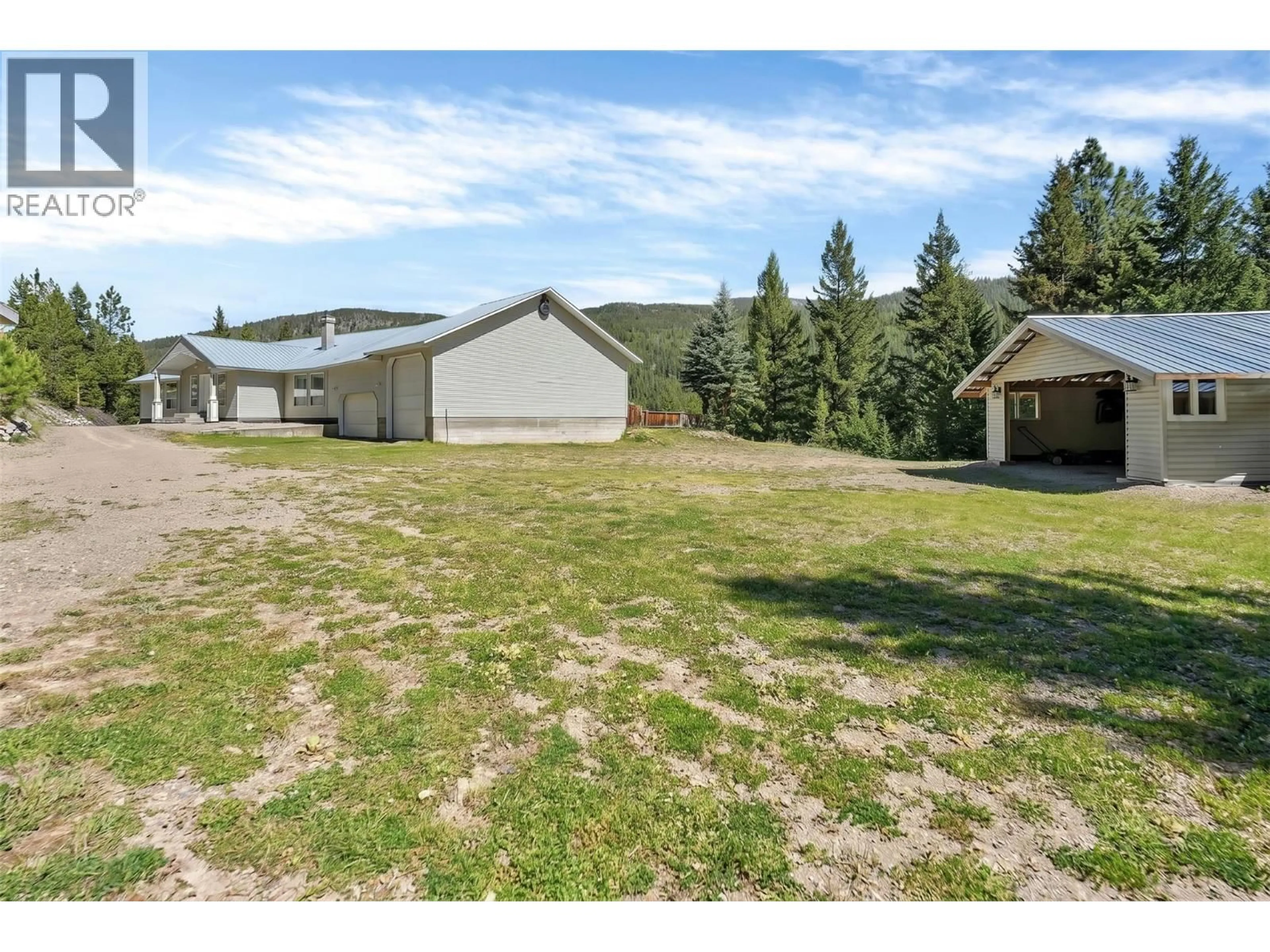 A pic from outside/outdoor area/front of a property/back of a property/a pic from drone, mountain view for 1698 PRINCETON SUMMERLAND ROAD, Princeton British Columbia V0X1W0