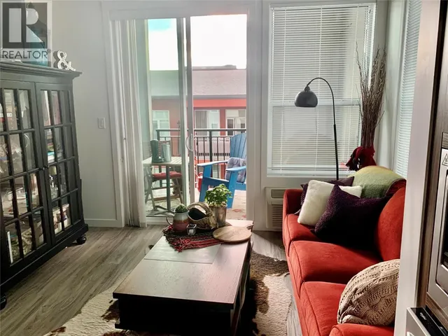 PH06 - 1775 CHAPMAN PLACE, Kelowna 5