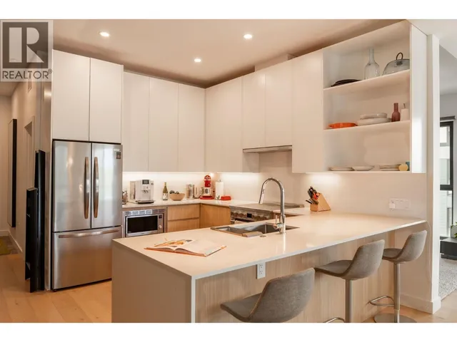 2401 - 1702 COURSIER AVENUE, Revelstoke 5