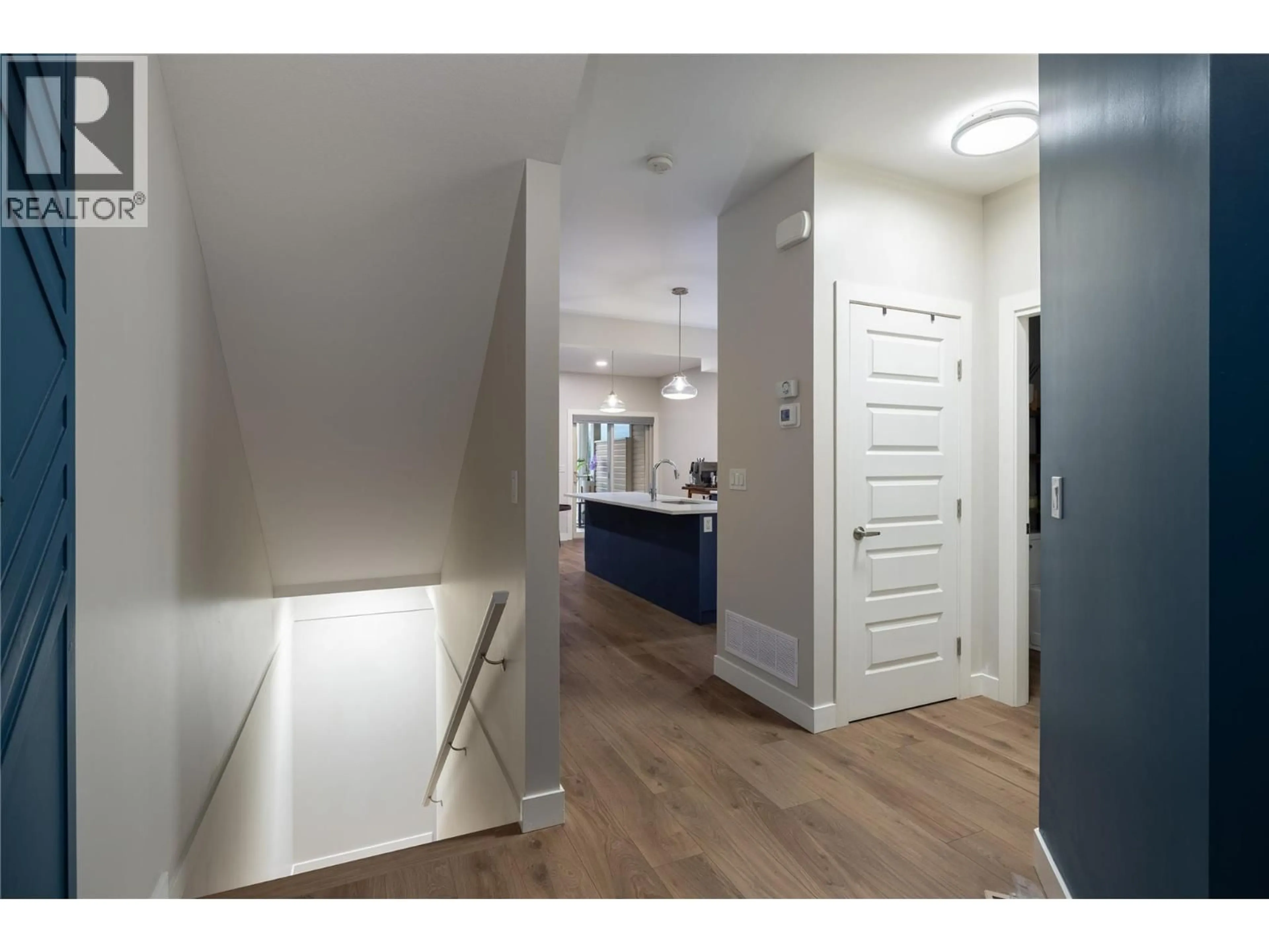 Indoor entryway for 53 - 4600 OKANAGAN AVENUE, Vernon British Columbia V1T0A8