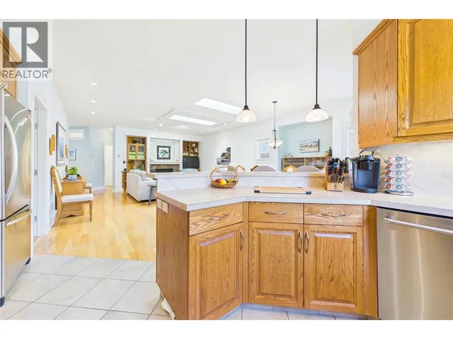 184 - 170 STOCKS CRESCENT, Penticton 5