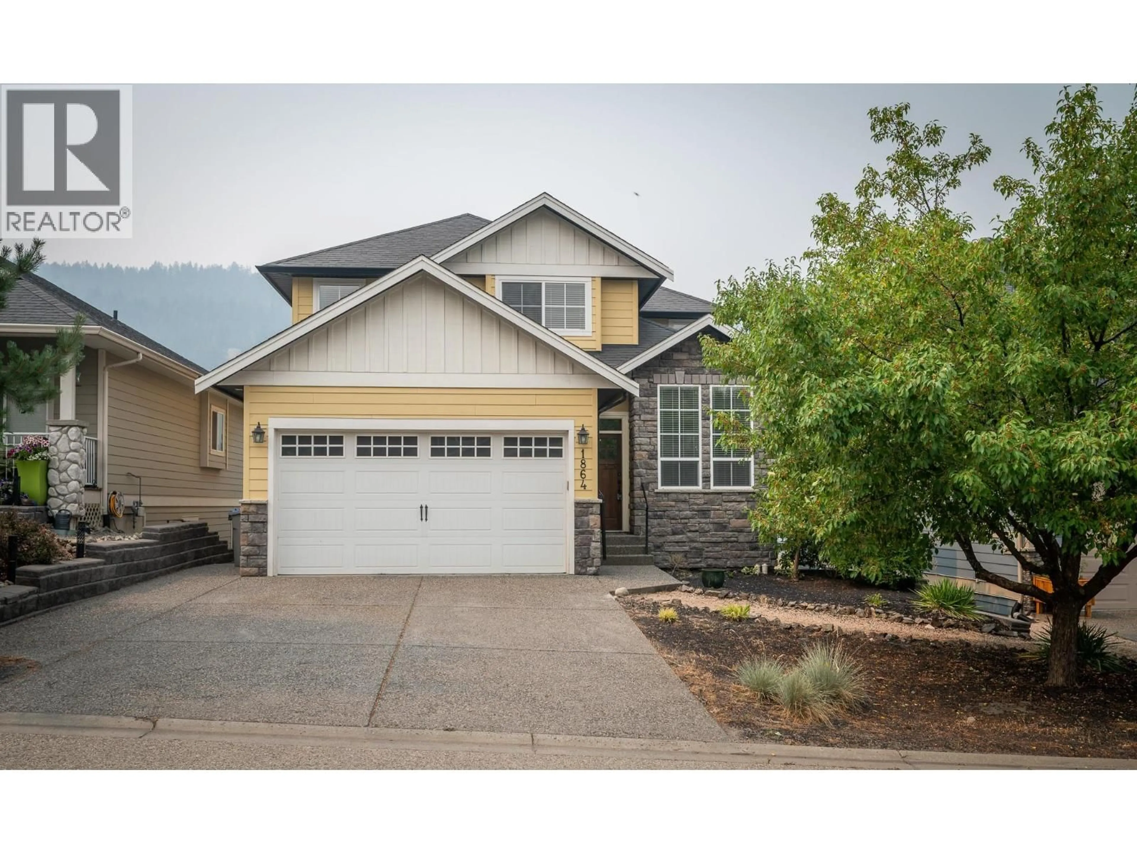 Home with vinyl exterior material, street for 1864 FOXTAIL DRIVE, Kamloops British Columbia V1S0A4