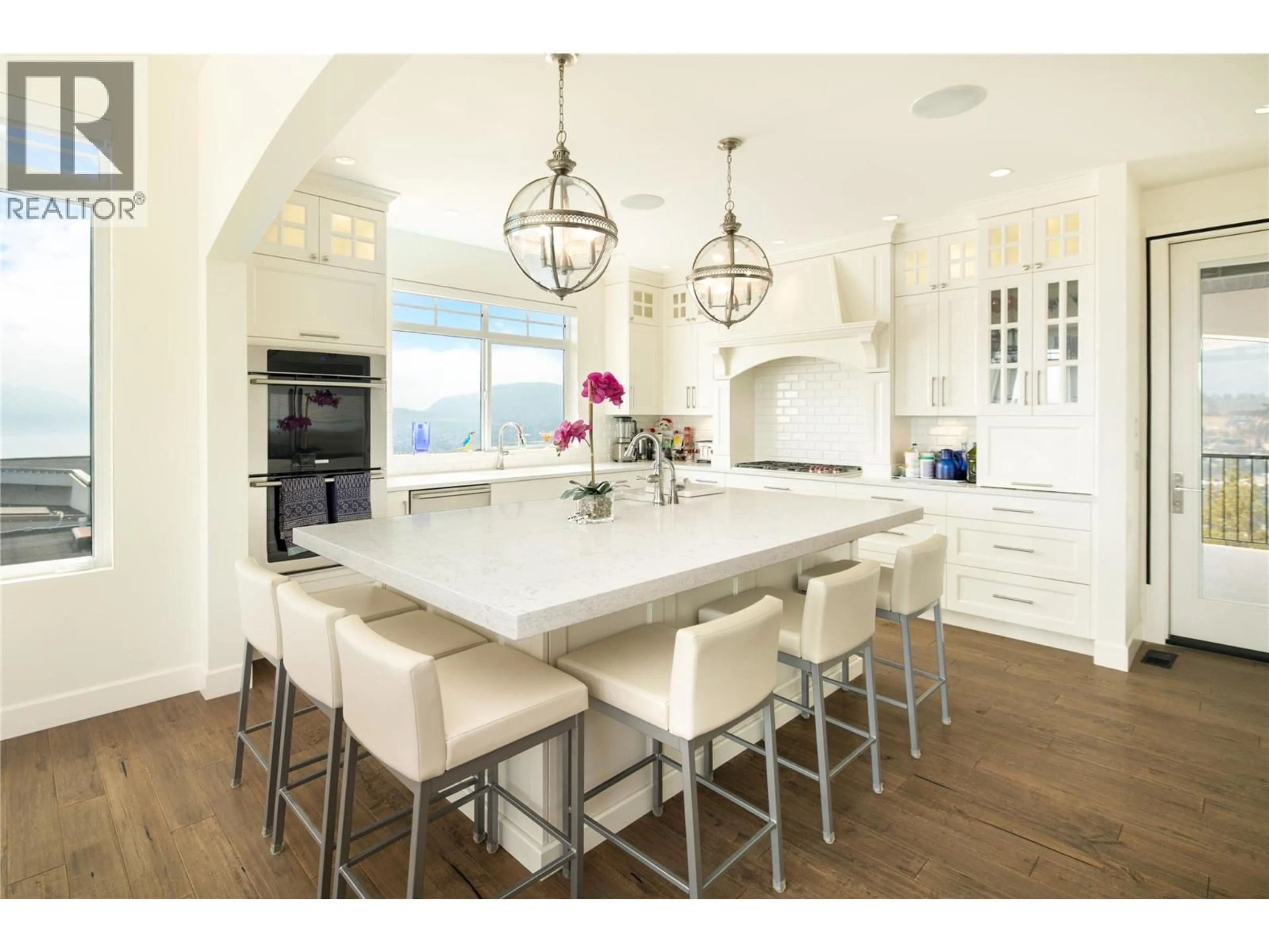 Open concept kitchen, unknown for 3351 VINEYARD VIEW DRIVE, West Kelowna British Columbia V4T3M3