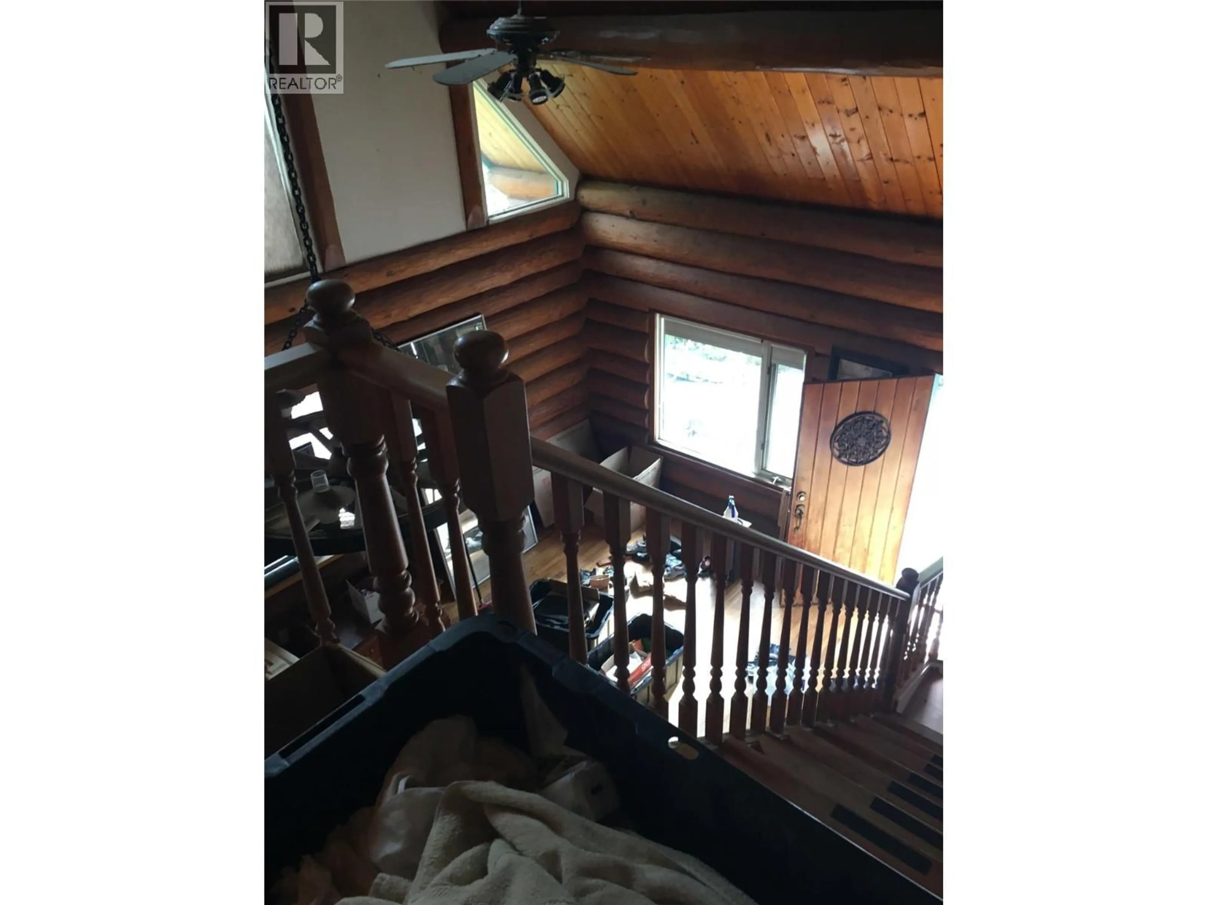 Stairs for 545 ROSE VALLEY ROAD, West Kelowna British Columbia V1Z3T7