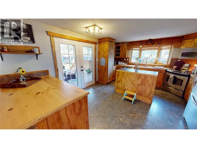 7159 ROSEN LAKE ROAD, Jaffray 2