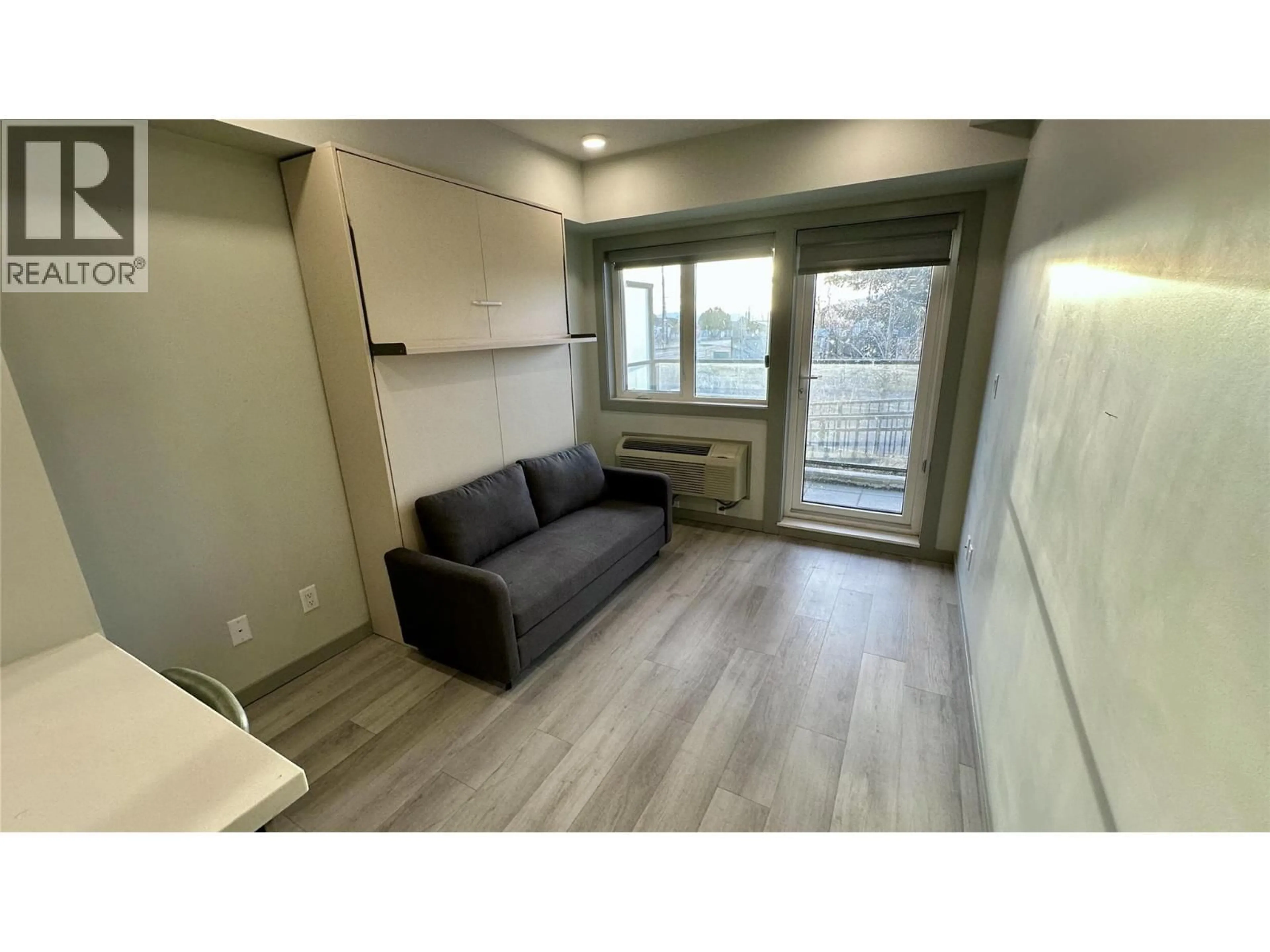 A pic of a room for PH12 - 345 DOUGALL ROAD NORTH, Kelowna British Columbia V1X0A8