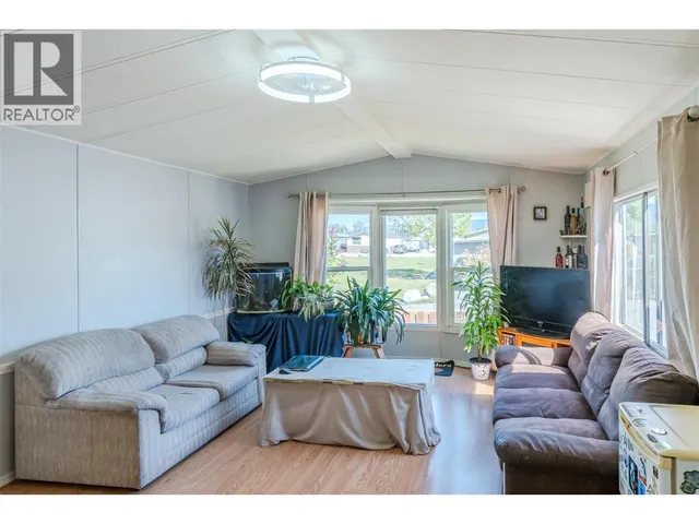 27 - 3999 SKAHA LAKE ROAD, Penticton 3