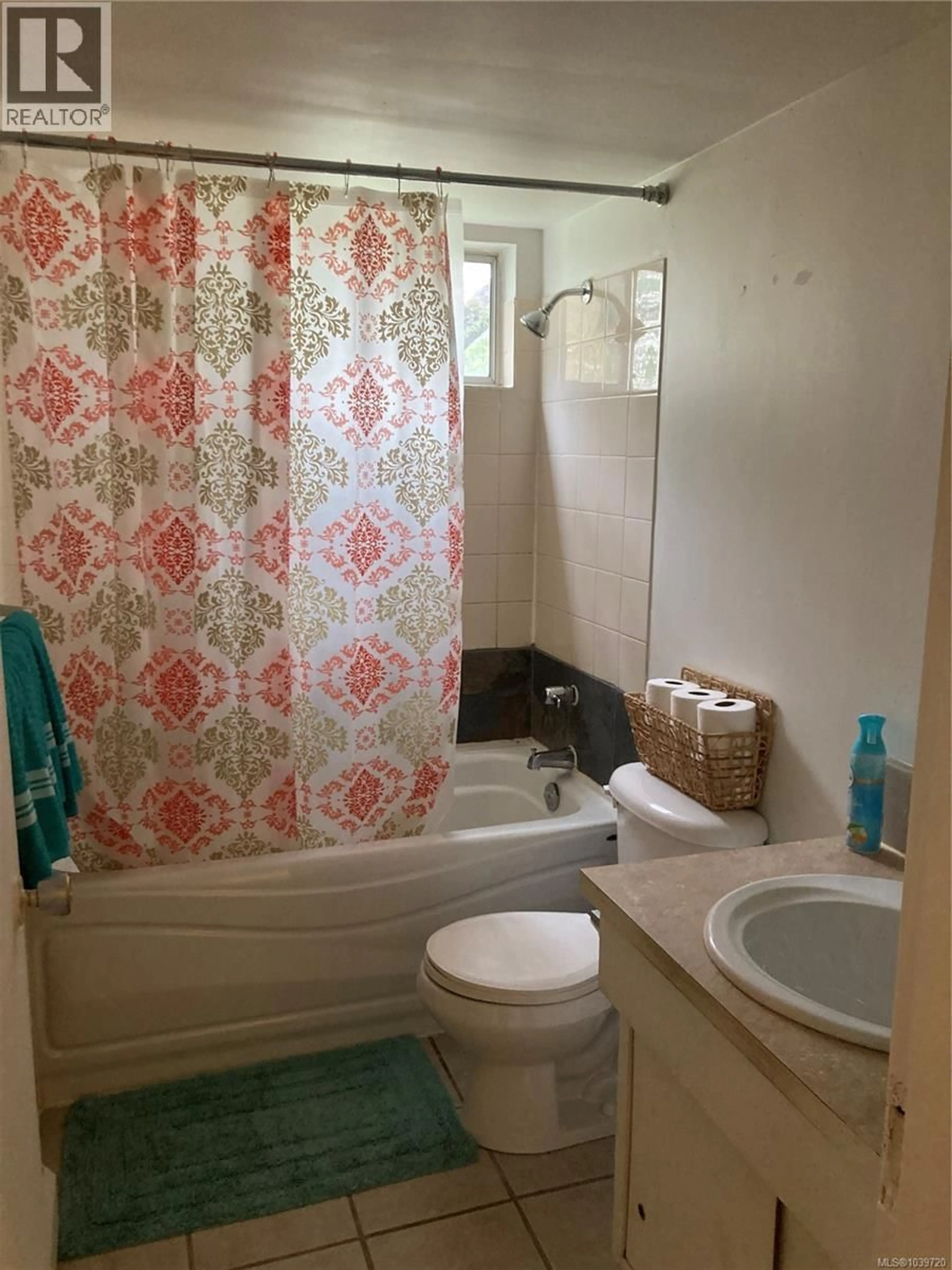 Standard bathroom, unknown for 405 - 1083 MAQUINNA AVENUE, Port Alice British Columbia V0N2N0