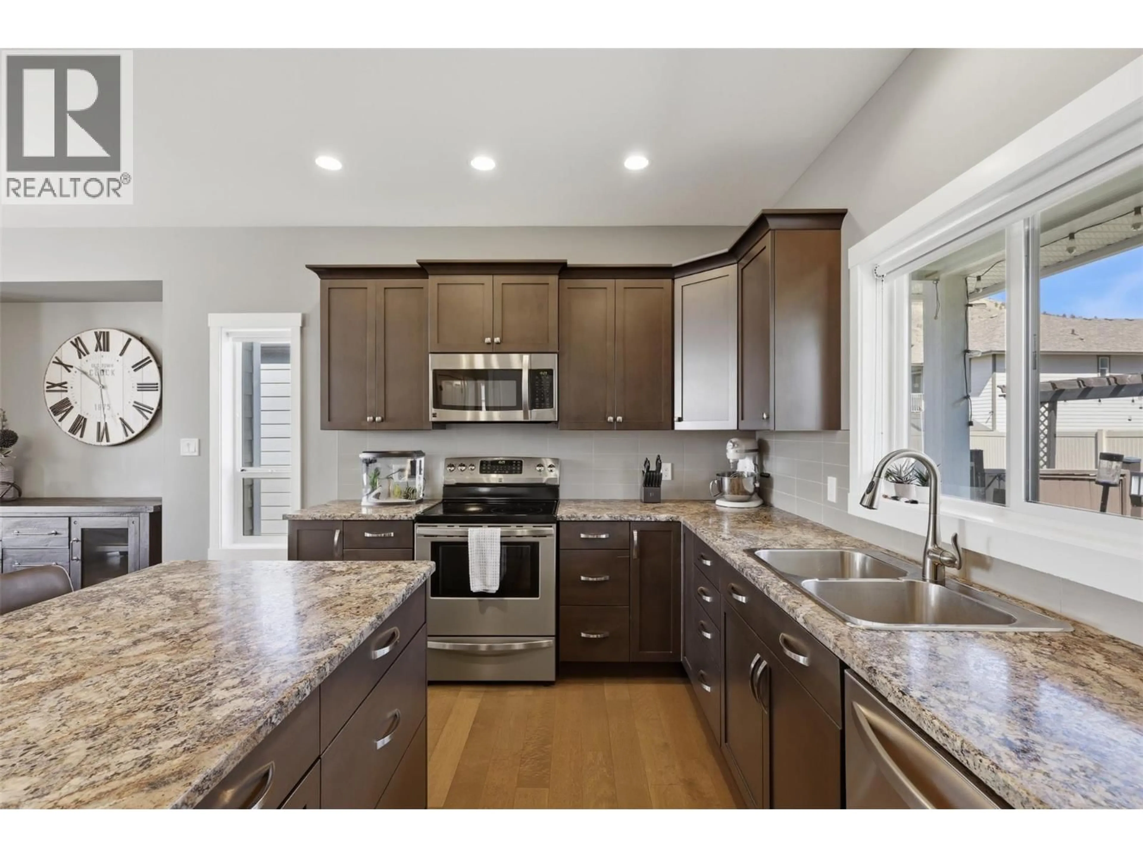 Open concept kitchen, unknown for 2109 DOUBLETREE CRESCENT, Kamloops British Columbia V2B0E9