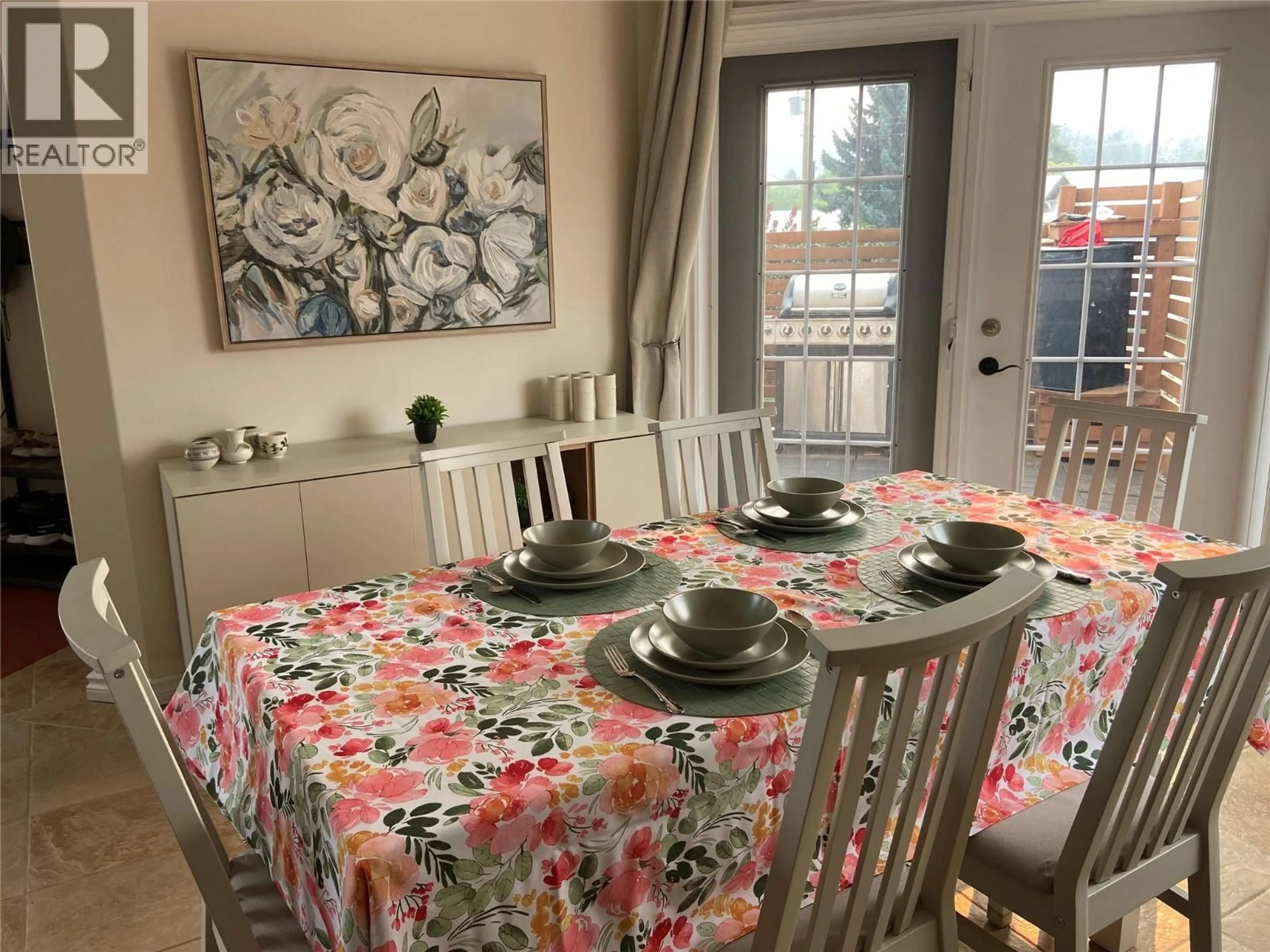 Dining room, unknown for 916 13 STREET SOUTH, Golden British Columbia V0A1H0