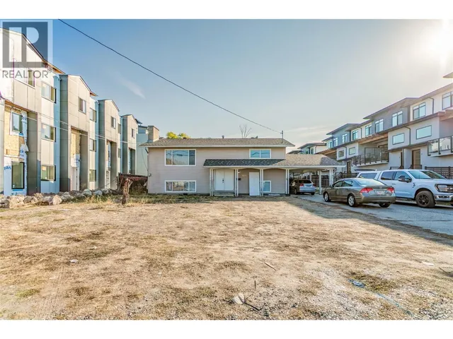 1269 FINDLAY ROAD, Kelowna 3
