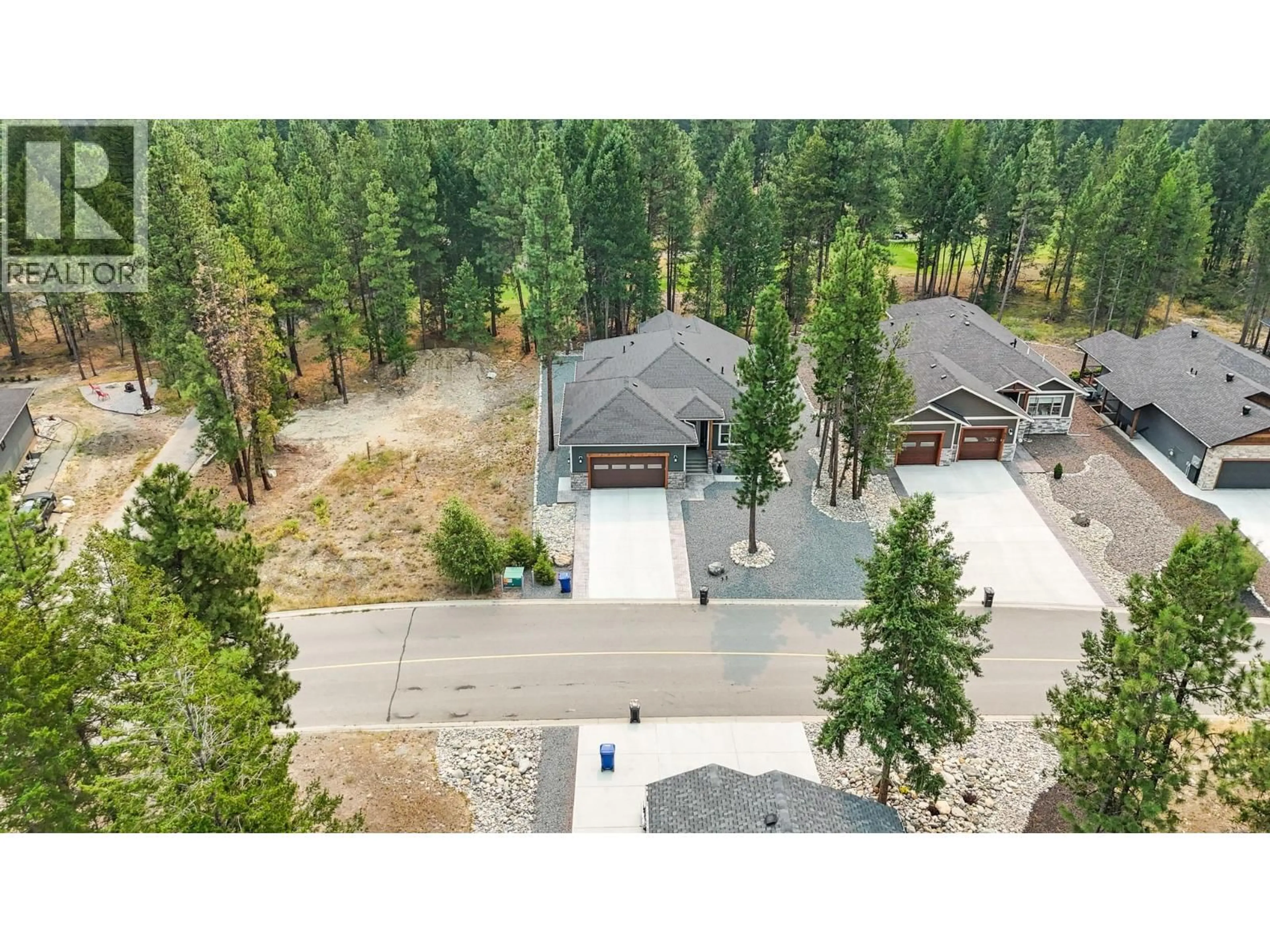 A pic from outside/outdoor area/front of a property/back of a property/a pic from drone, forest/trees view for 249 SHADOW MOUNTAIN BOULEVARD, Cranbrook British Columbia V1C0C6