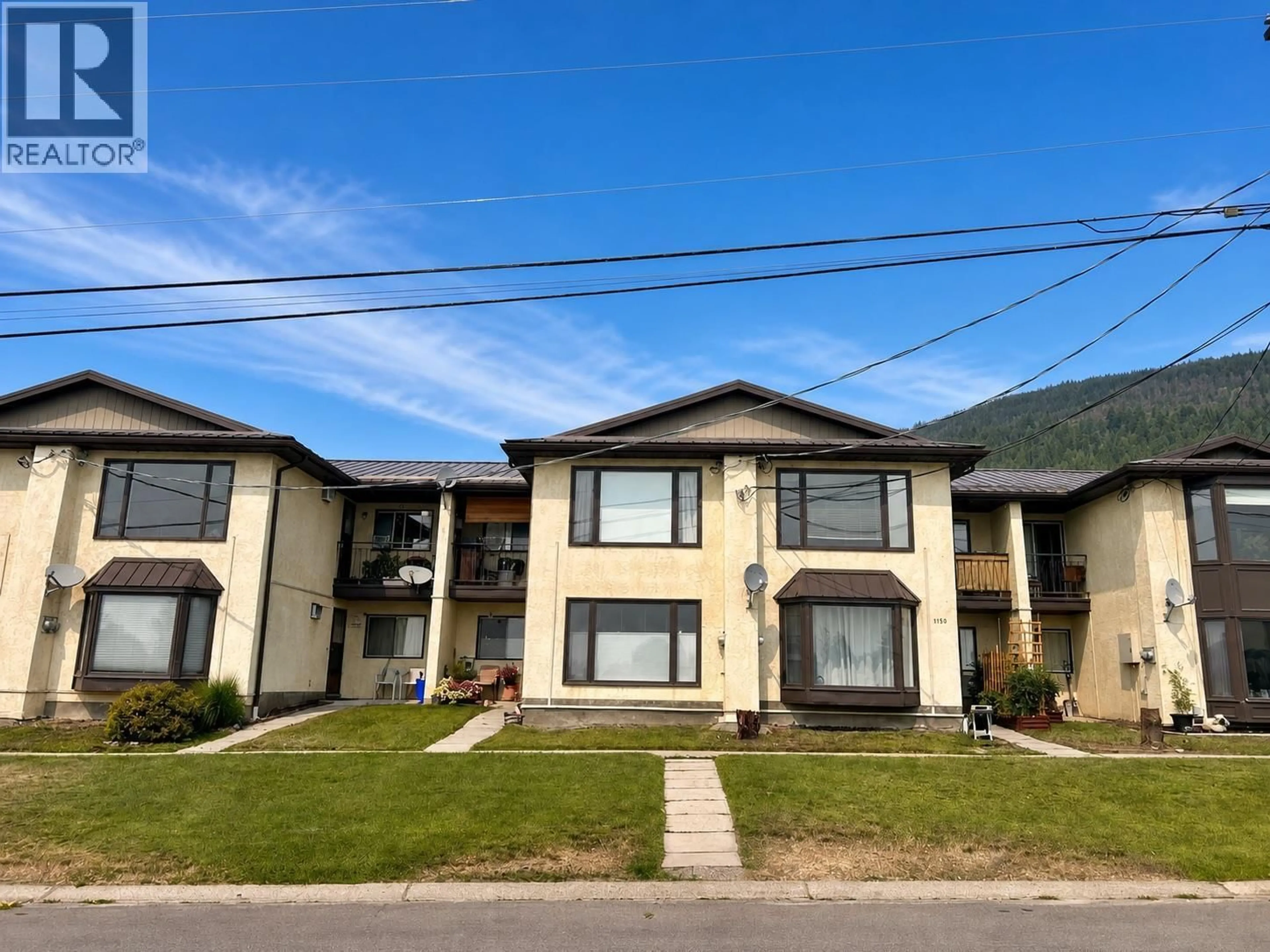 A pic from outside/outdoor area/front of a property/back of a property/a pic from drone, mountain view for 1740 HILLSIDE STREET, Creston British Columbia V0B1G5