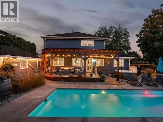 2432 KARLI COURT, West Kelowna 3