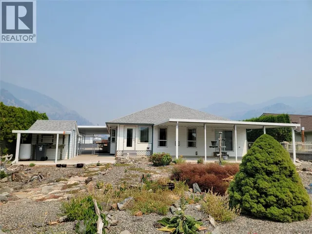 423 VANDERLINDE DRIVE, Keremeos 2