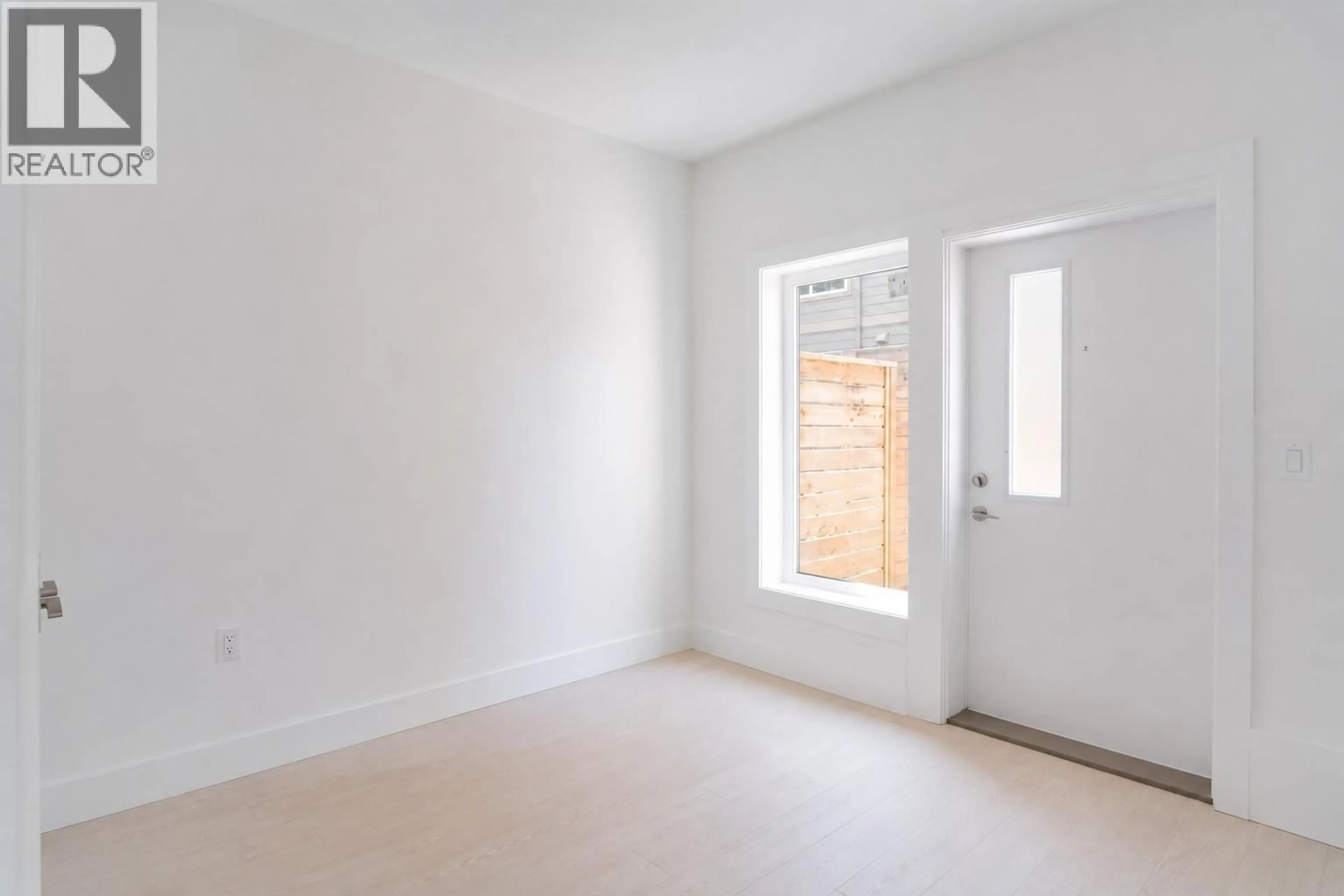A pic of a room for 7 - 235 TAYLOR ROAD, Kelowna British Columbia V1X4G1