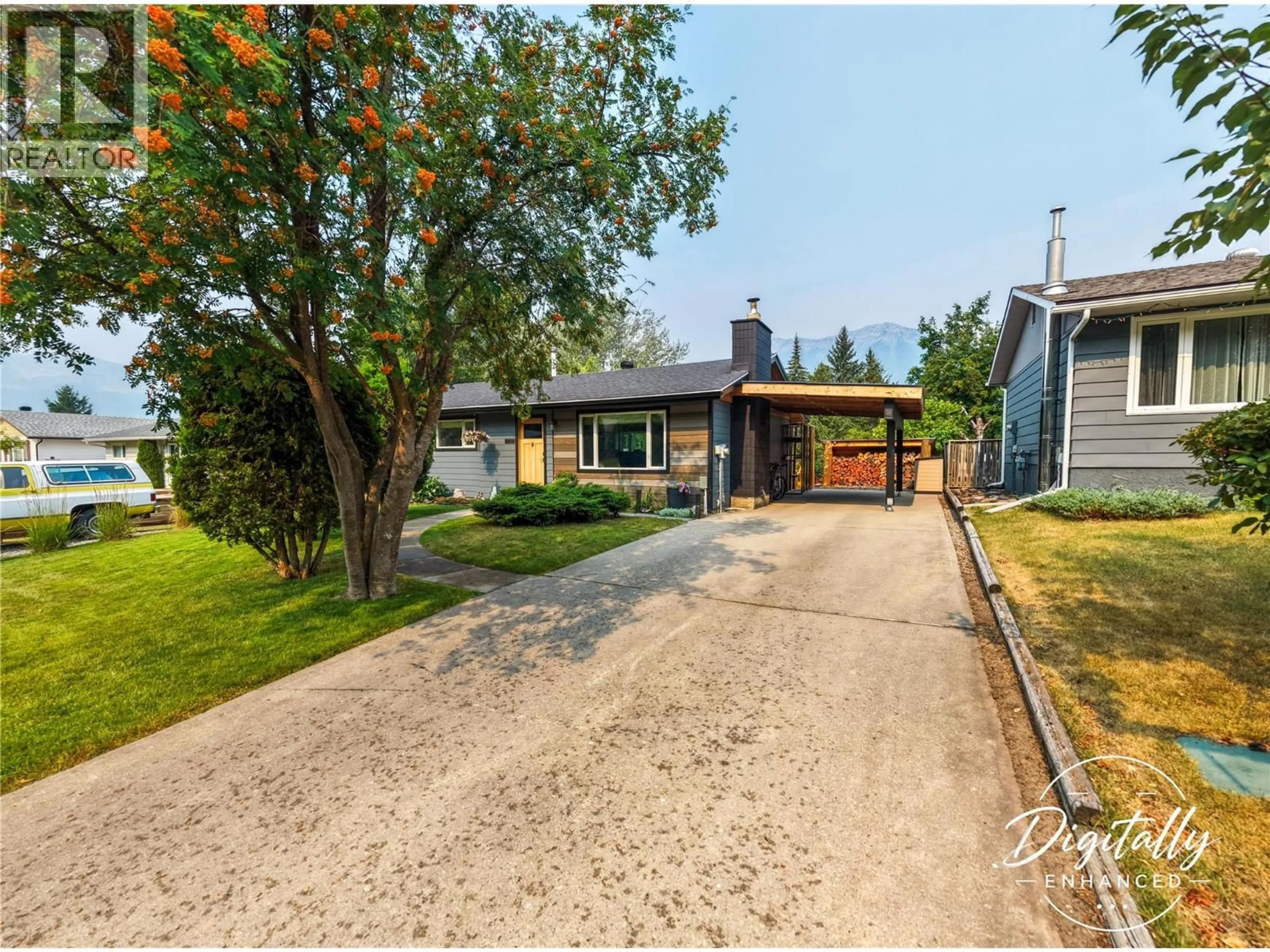 A pic from outside/outdoor area/front of a property/back of a property/a pic from drone, street for 197 RIDGEMONT LANE, Fernie British Columbia V0B1M2