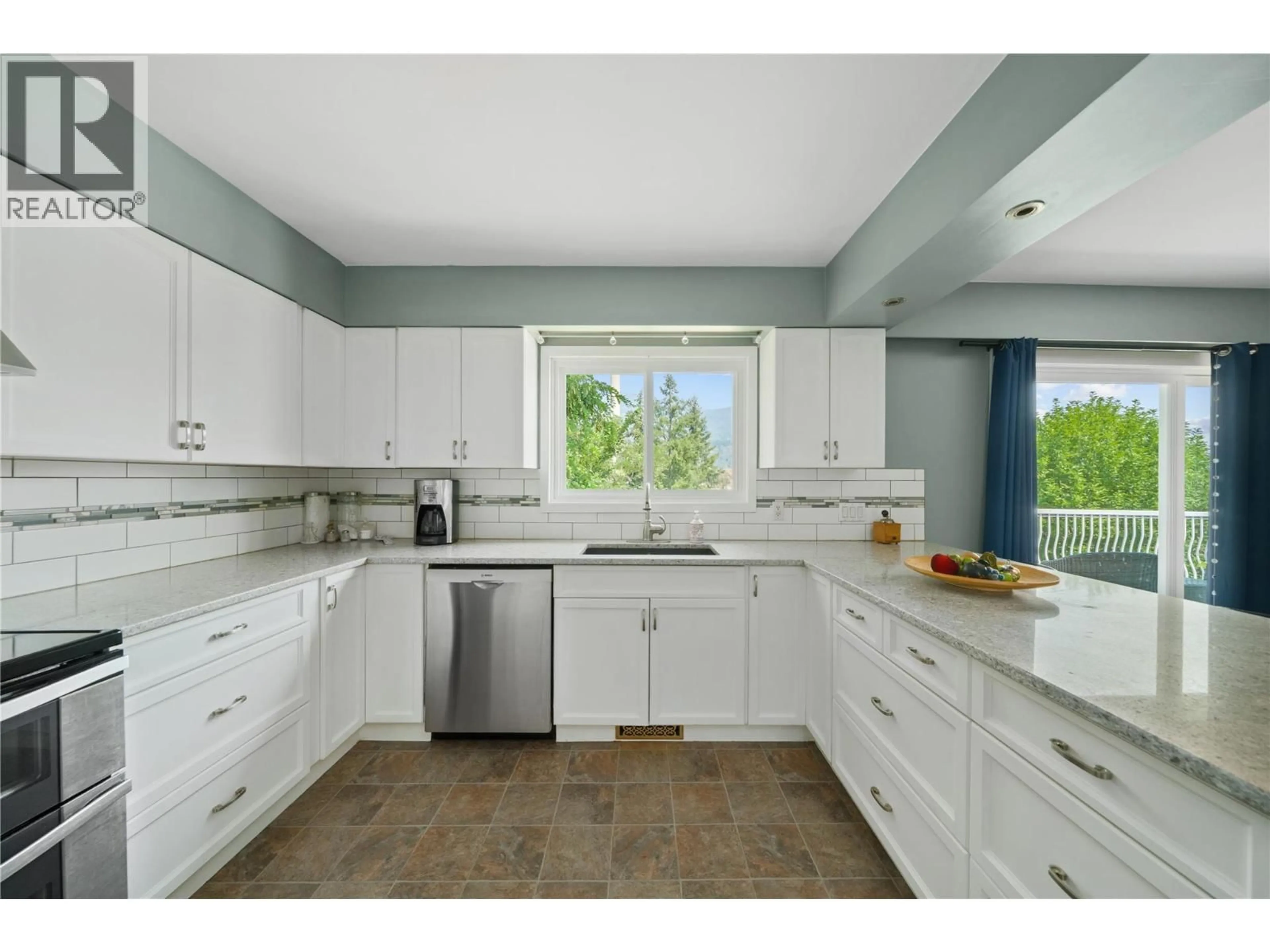 Unknown for 597 BINNS STREET, Trail British Columbia V1R3L3
