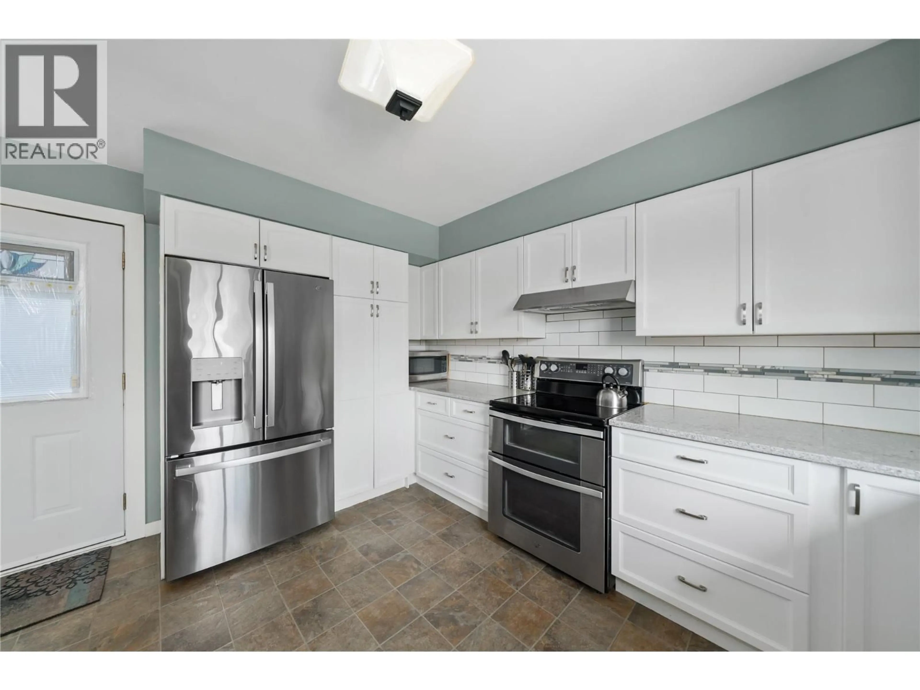Unknown for 597 BINNS STREET, Trail British Columbia V1R3L3