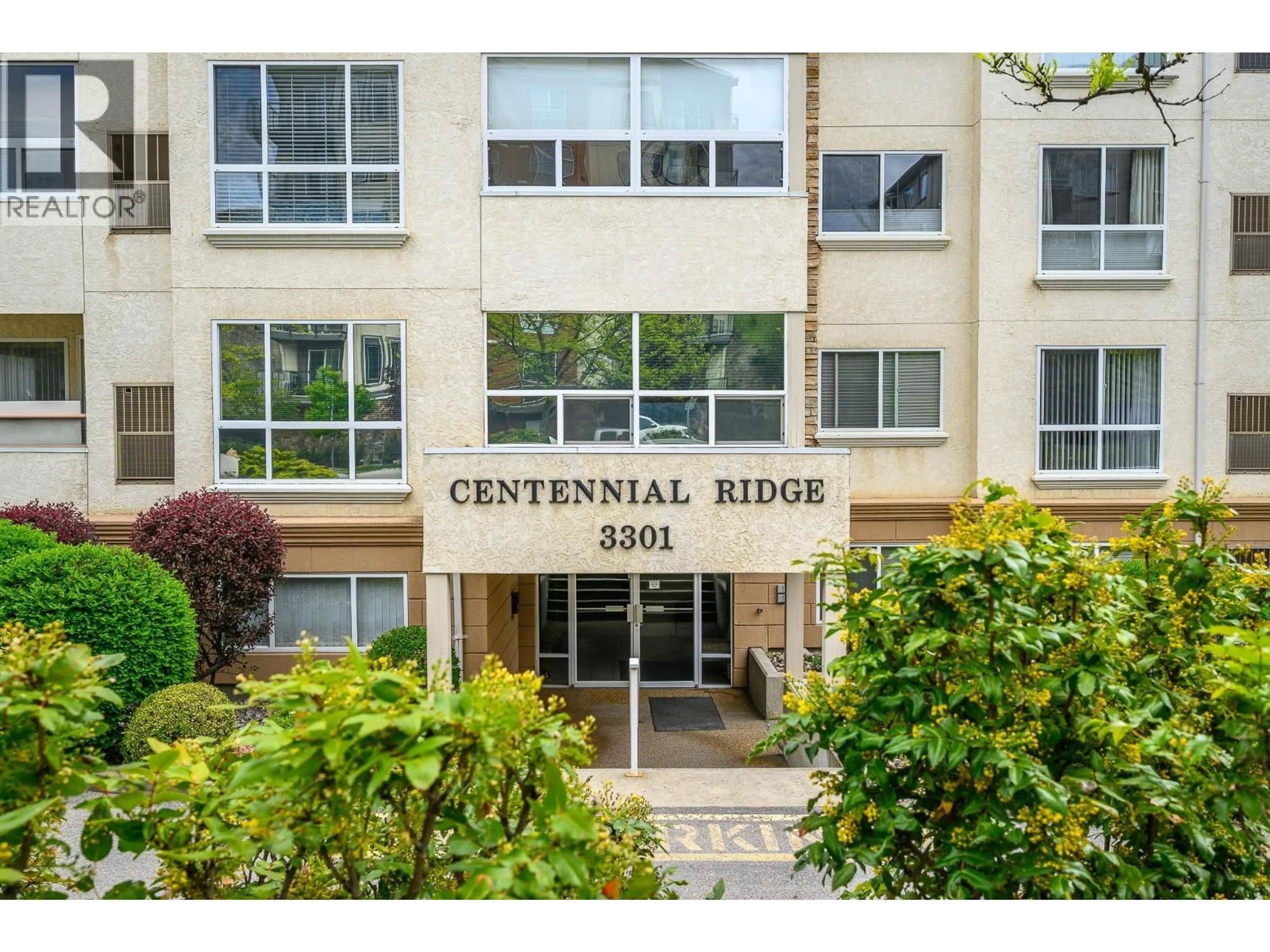 Indoor entryway for 309 - 3301 CENTENNIAL DRIVE, Vernon British Columbia V1T2T8