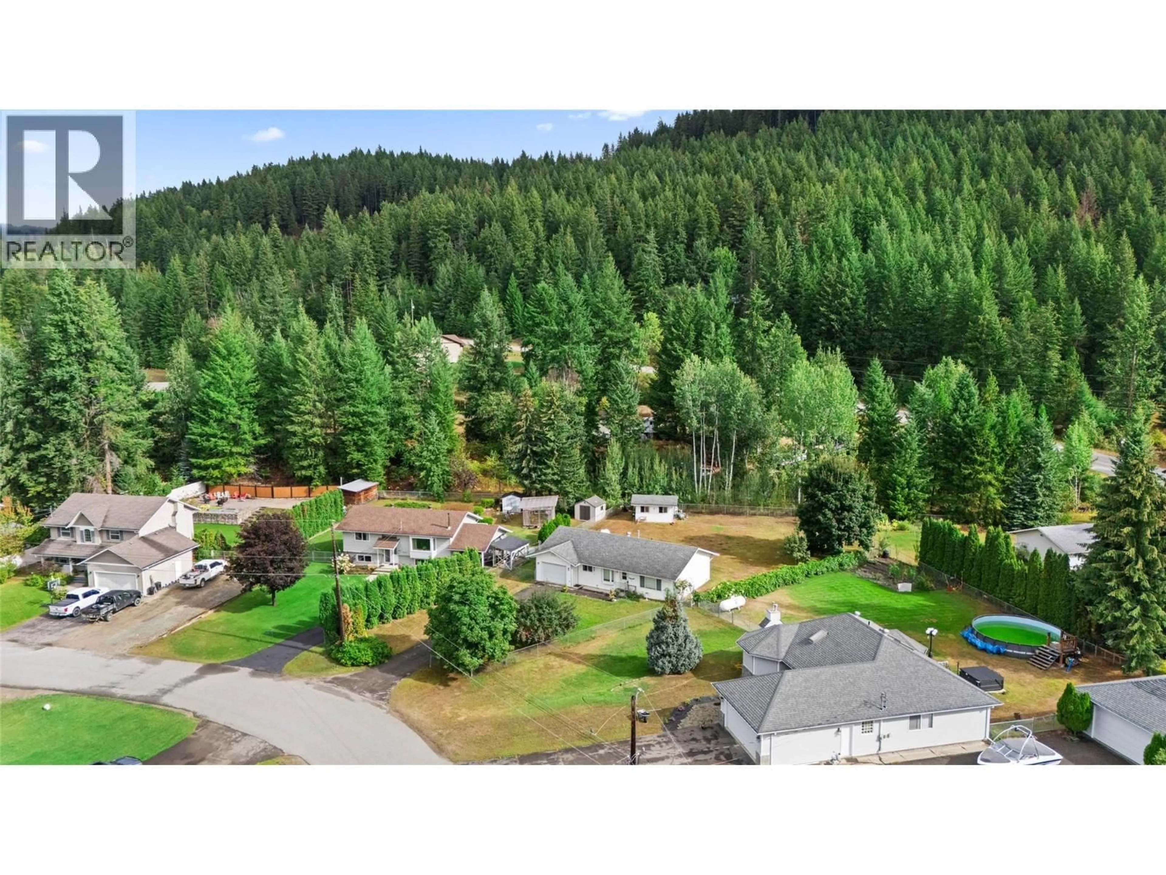 A pic from outside/outdoor area/front of a property/back of a property/a pic from drone, forest/trees view for 325 WYNDHAVEN DRIVE, Clearwater British Columbia V0E1N1