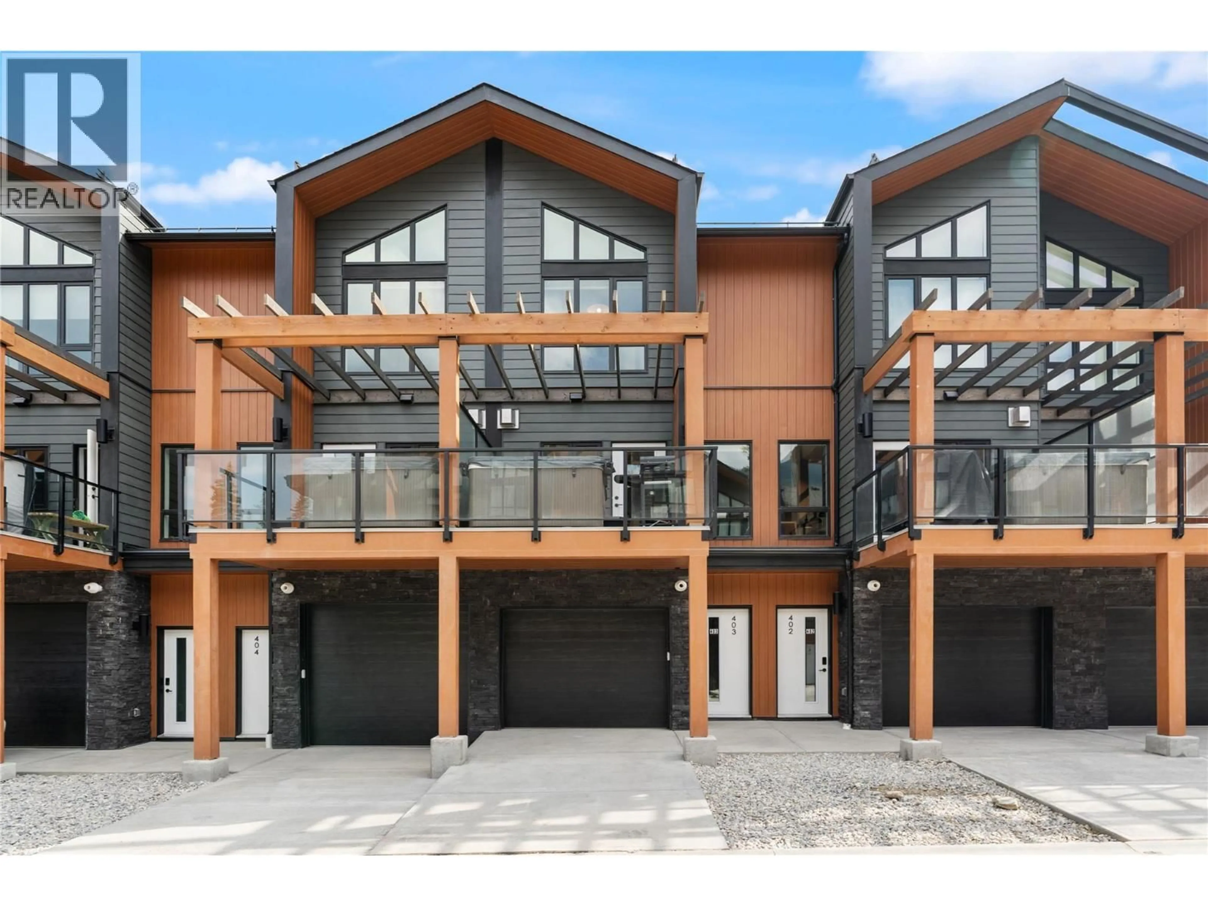 Unknown for 403 - 2116 PANORAMA DRIVE, Panorama British Columbia V0A1T0