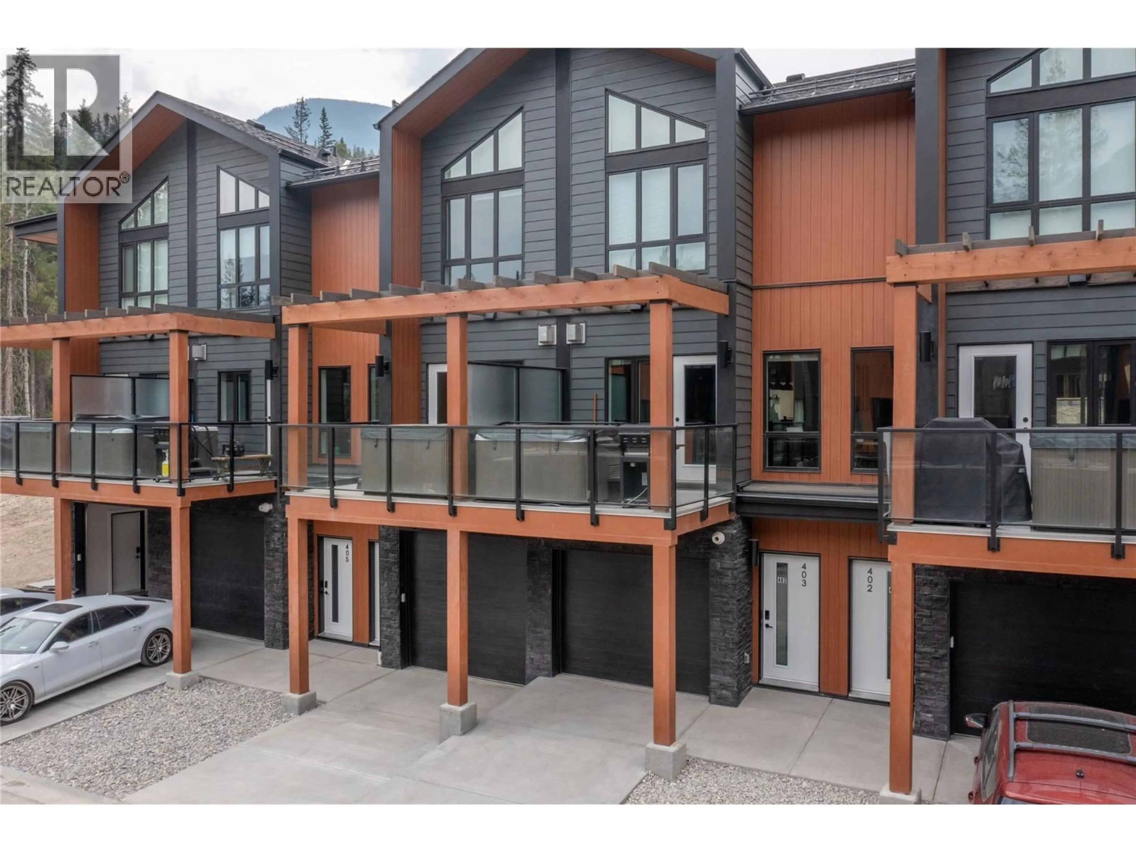 Unknown for 403 - 2116 PANORAMA DRIVE, Panorama British Columbia V0A1T0