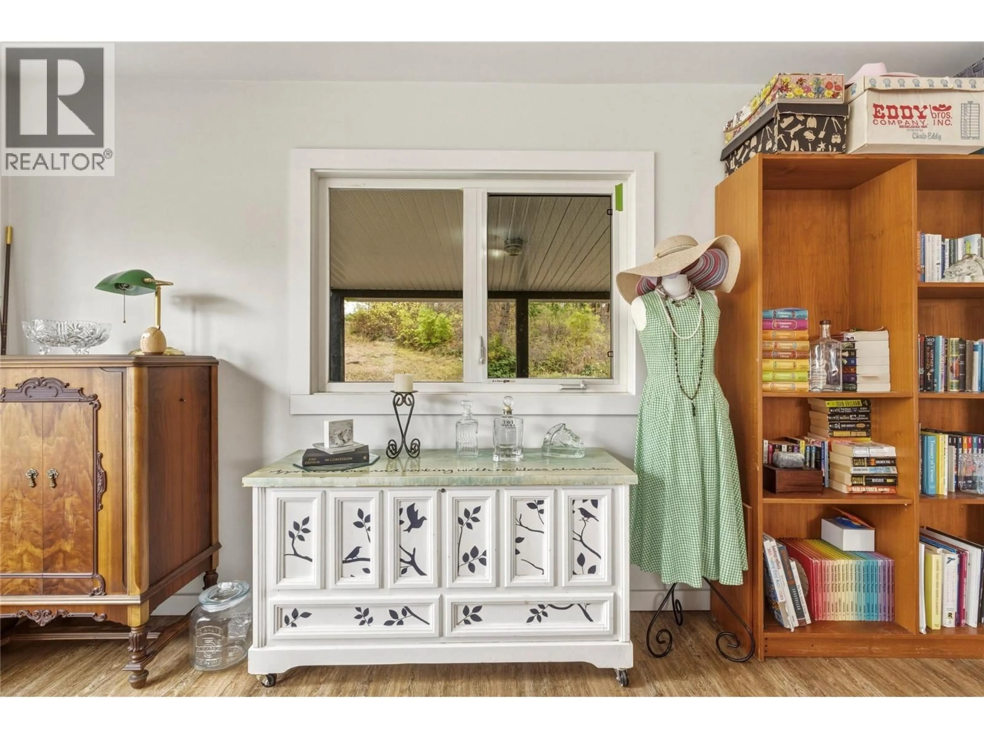 Laundry room for 2433 SHERRY ROAD, White Lake British Columbia V0E2W1