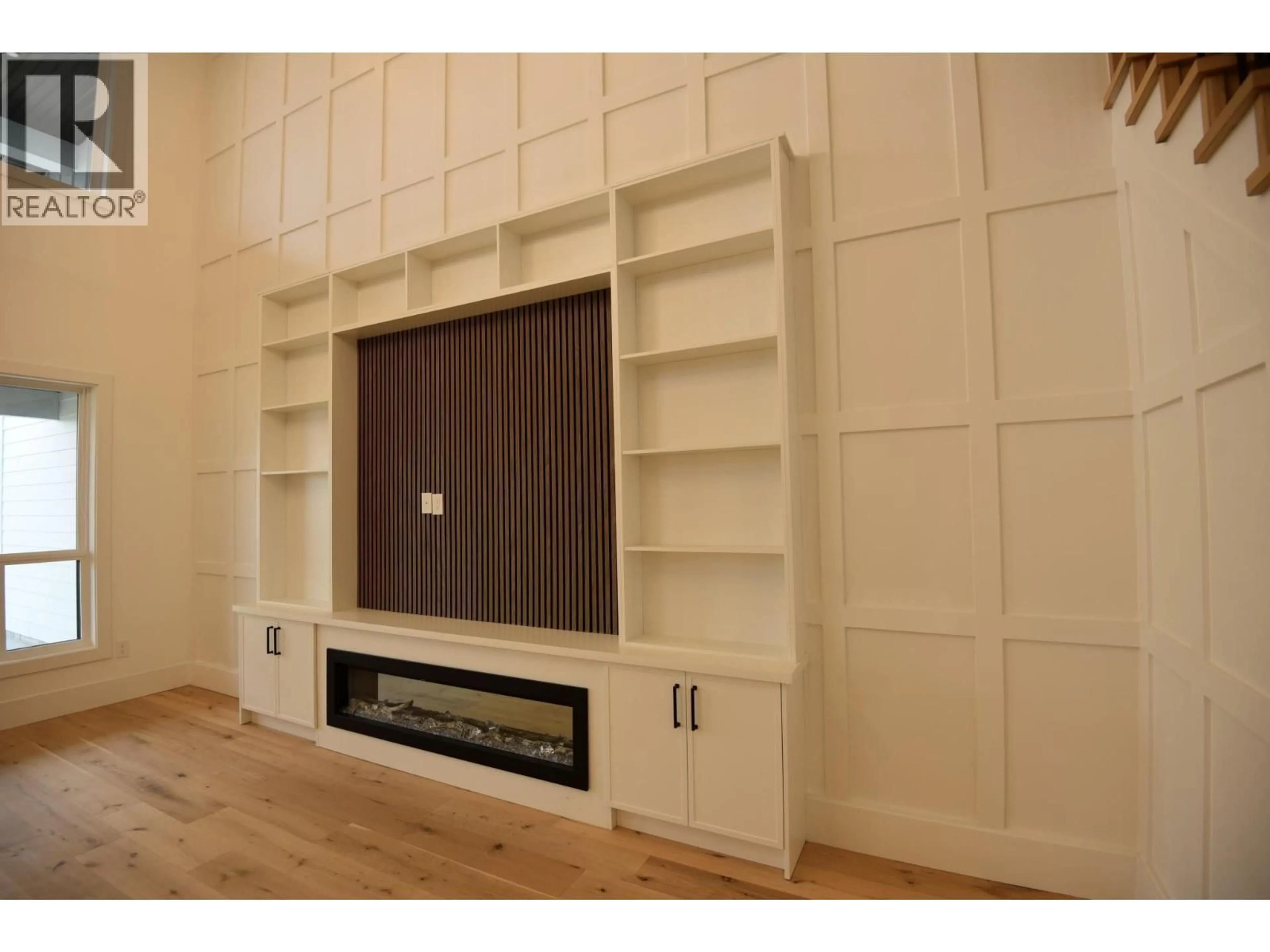 Home theater for 18 CHARDONNAY COURT, Osoyoos British Columbia V0H1V6