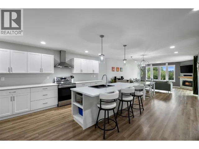 668 LYNE ROAD, Kamloops 2