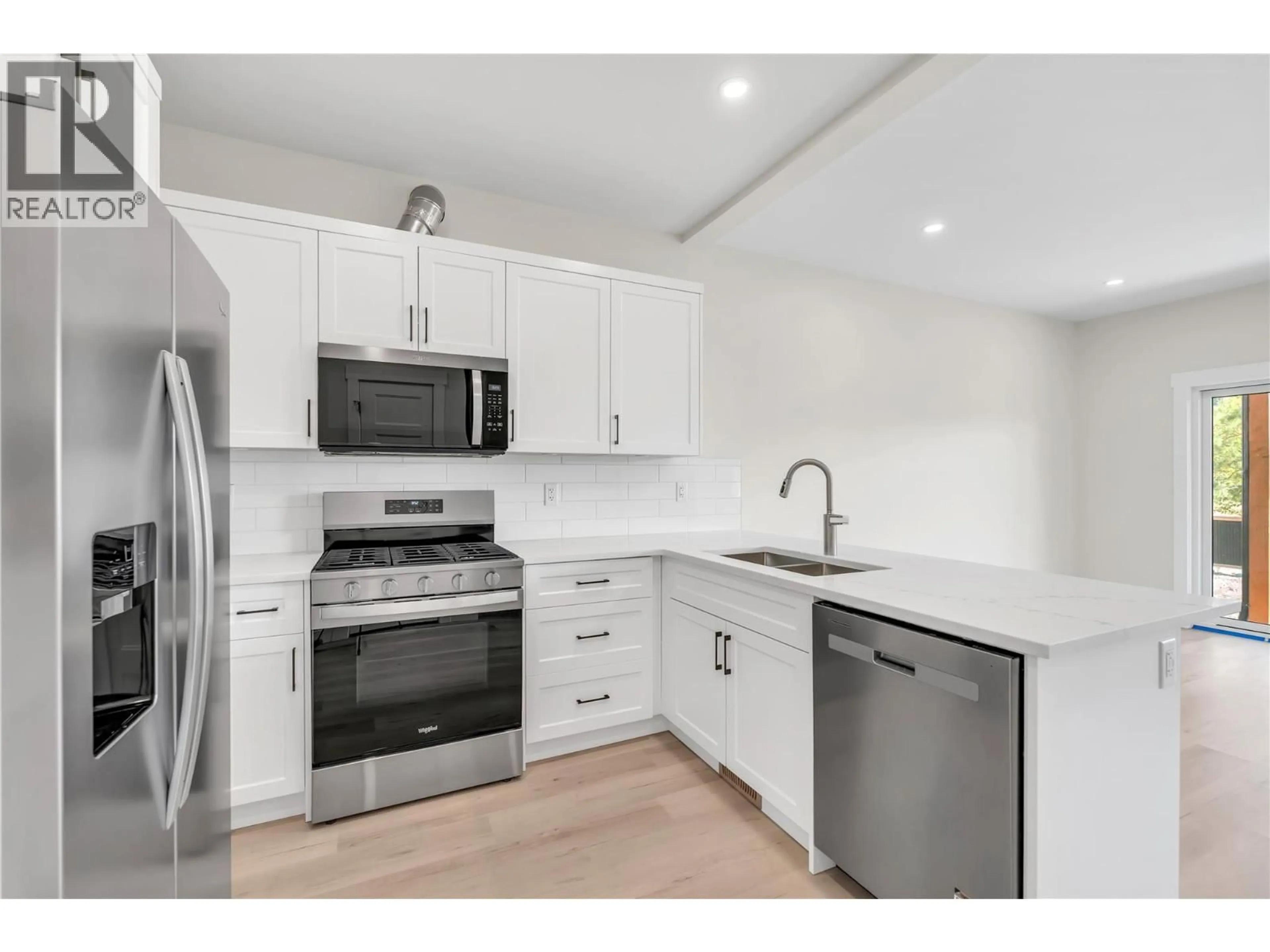 Standard kitchen, unknown for 524 SIMILKAMEEN AVE OTHER, Princeton British Columbia V0X1W0