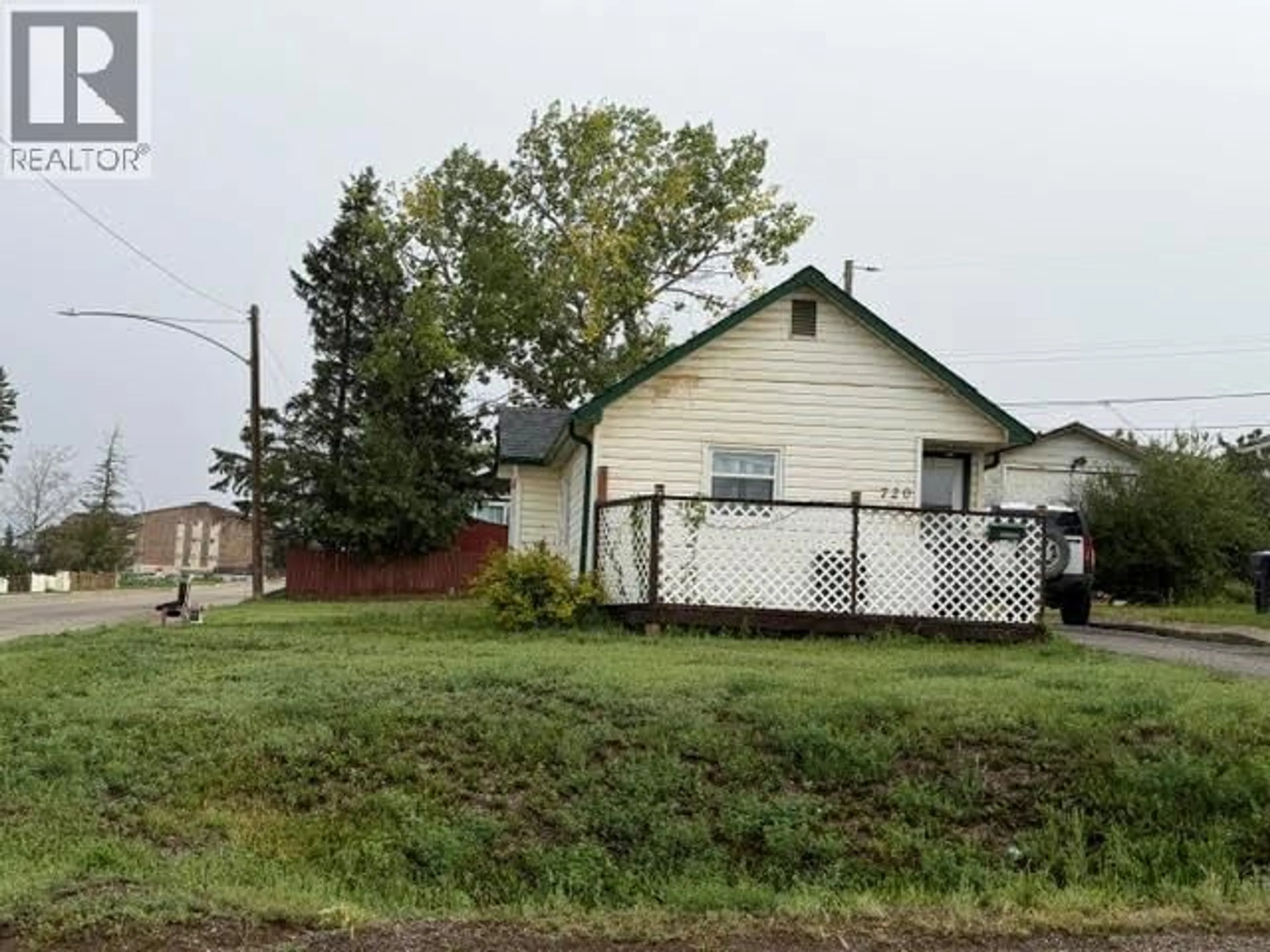 Shed for 720 98 AVENUE, Dawson Creek British Columbia V1G1S2