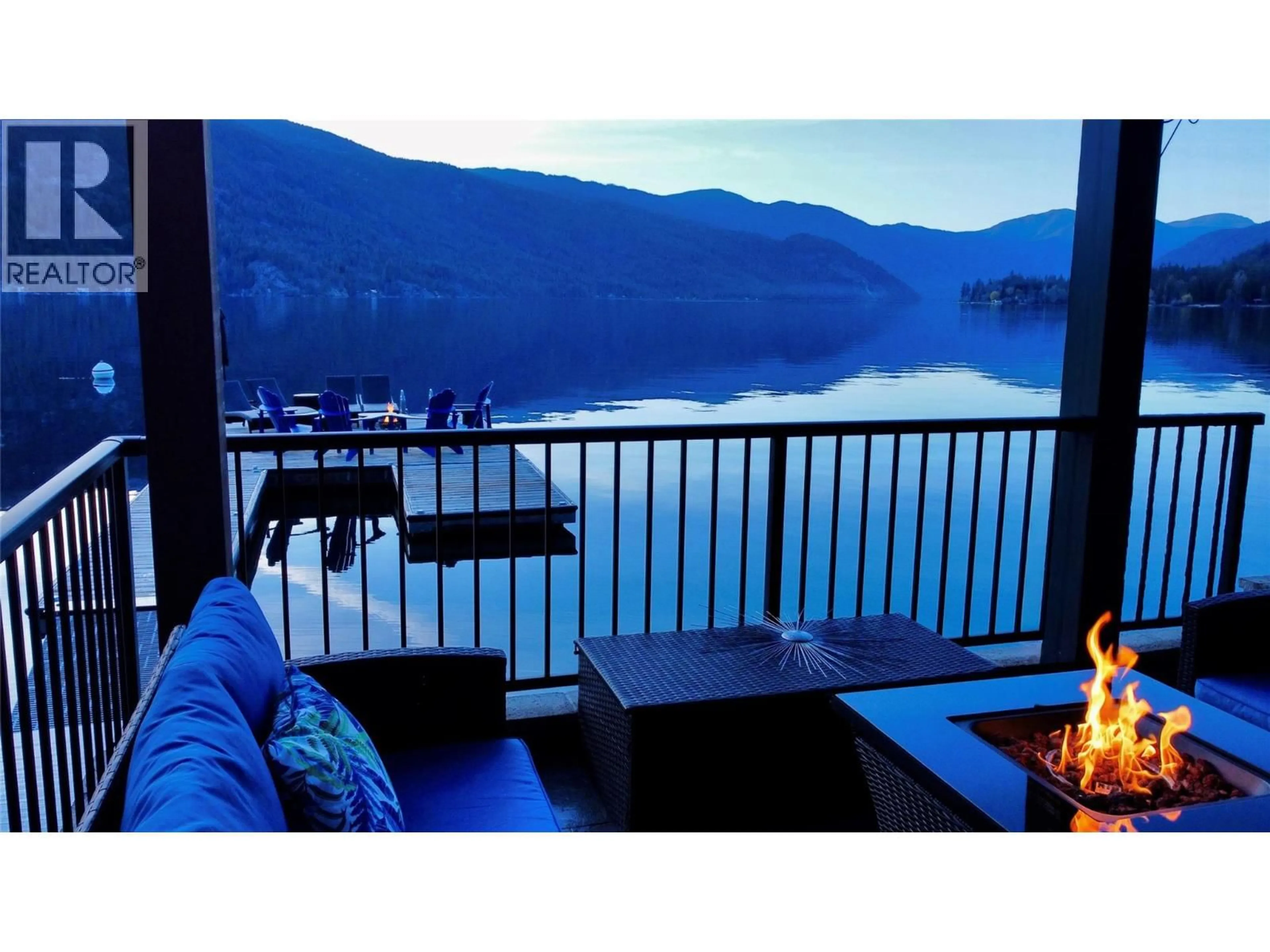Balcony in the apartment, water/lake/river/ocean view for 3127 EAST LAKE DRIVE, Christina Lake British Columbia V0H1E1