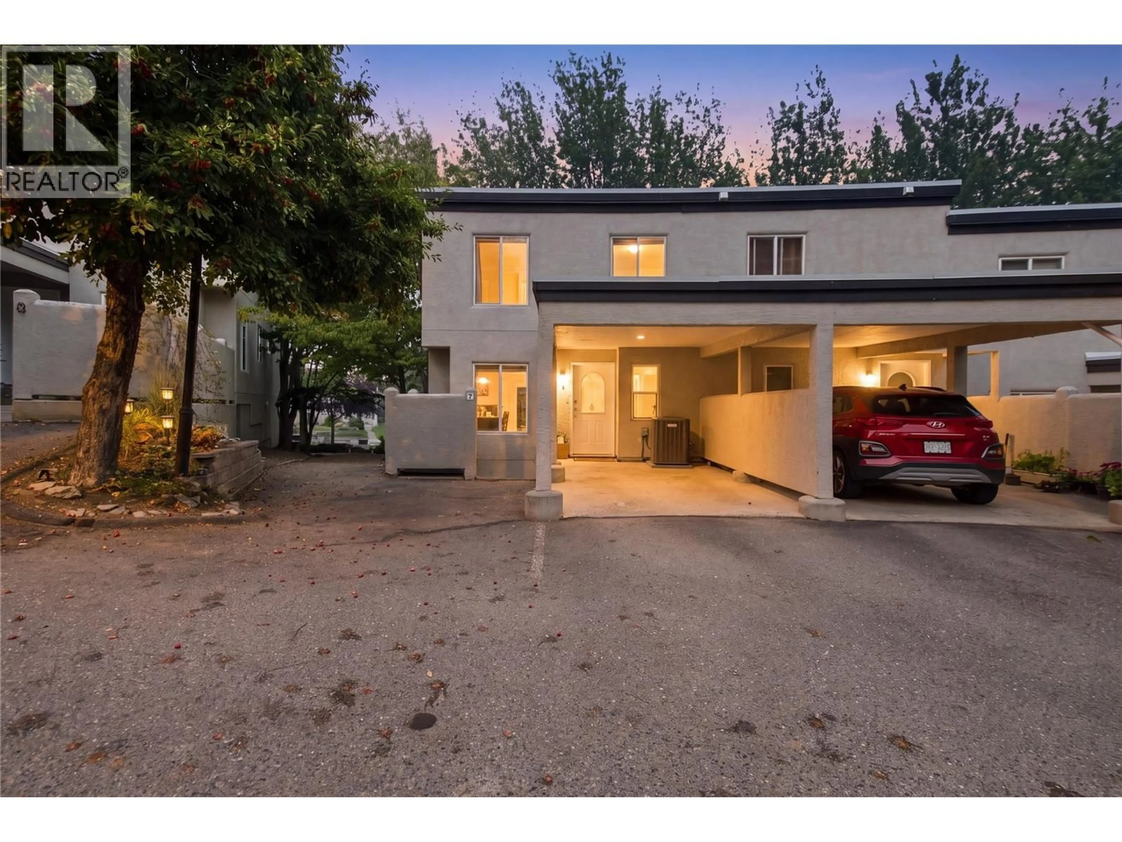 Indoor garage for 7 - 411 ABERDEEN DRIVE, Kamloops British Columbia V1S1X2