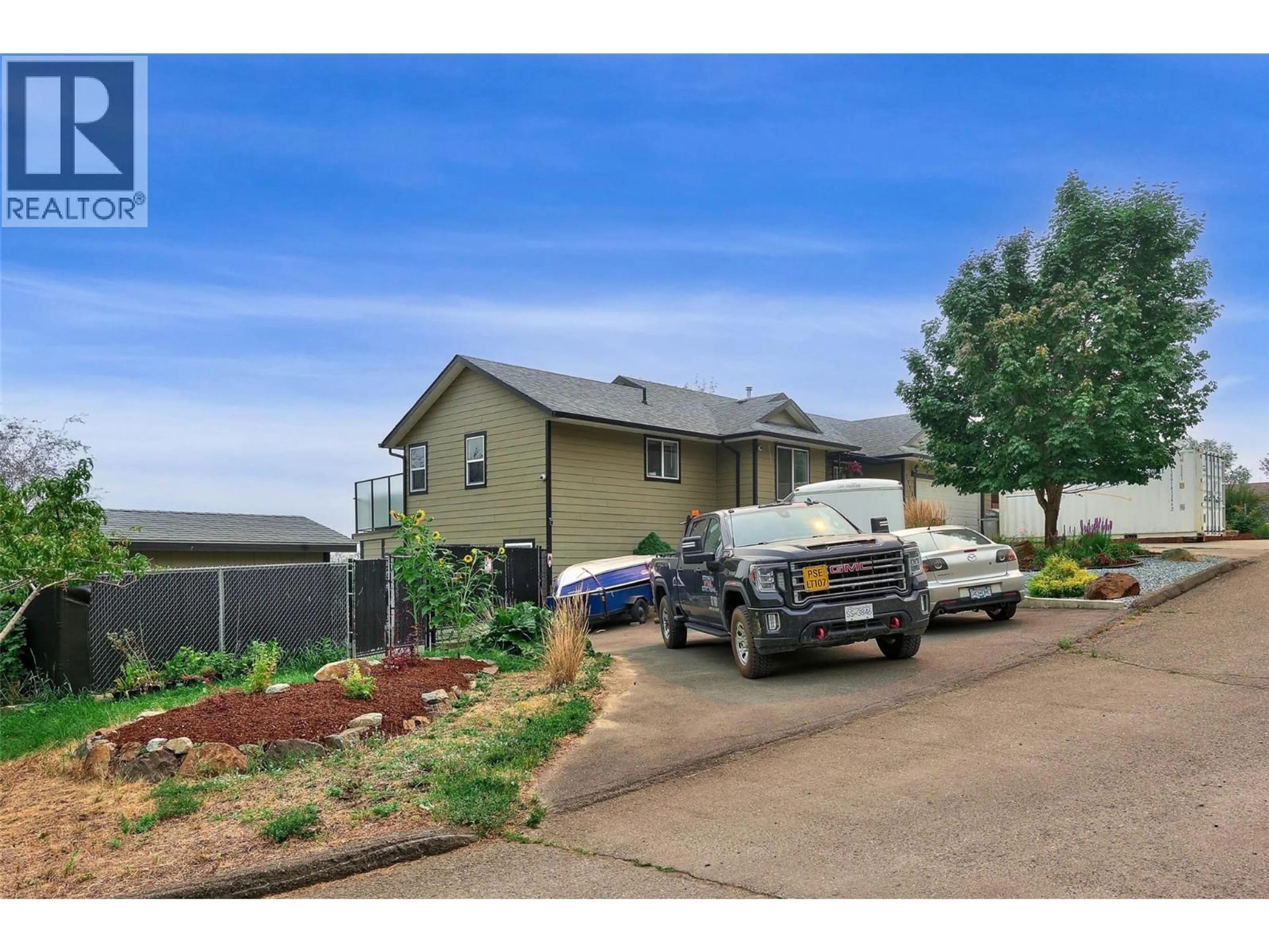 A pic from outside/outdoor area/front of a property/back of a property/a pic from drone, street for 895A GEORGEANN ROAD, Kamloops British Columbia V2B6H9