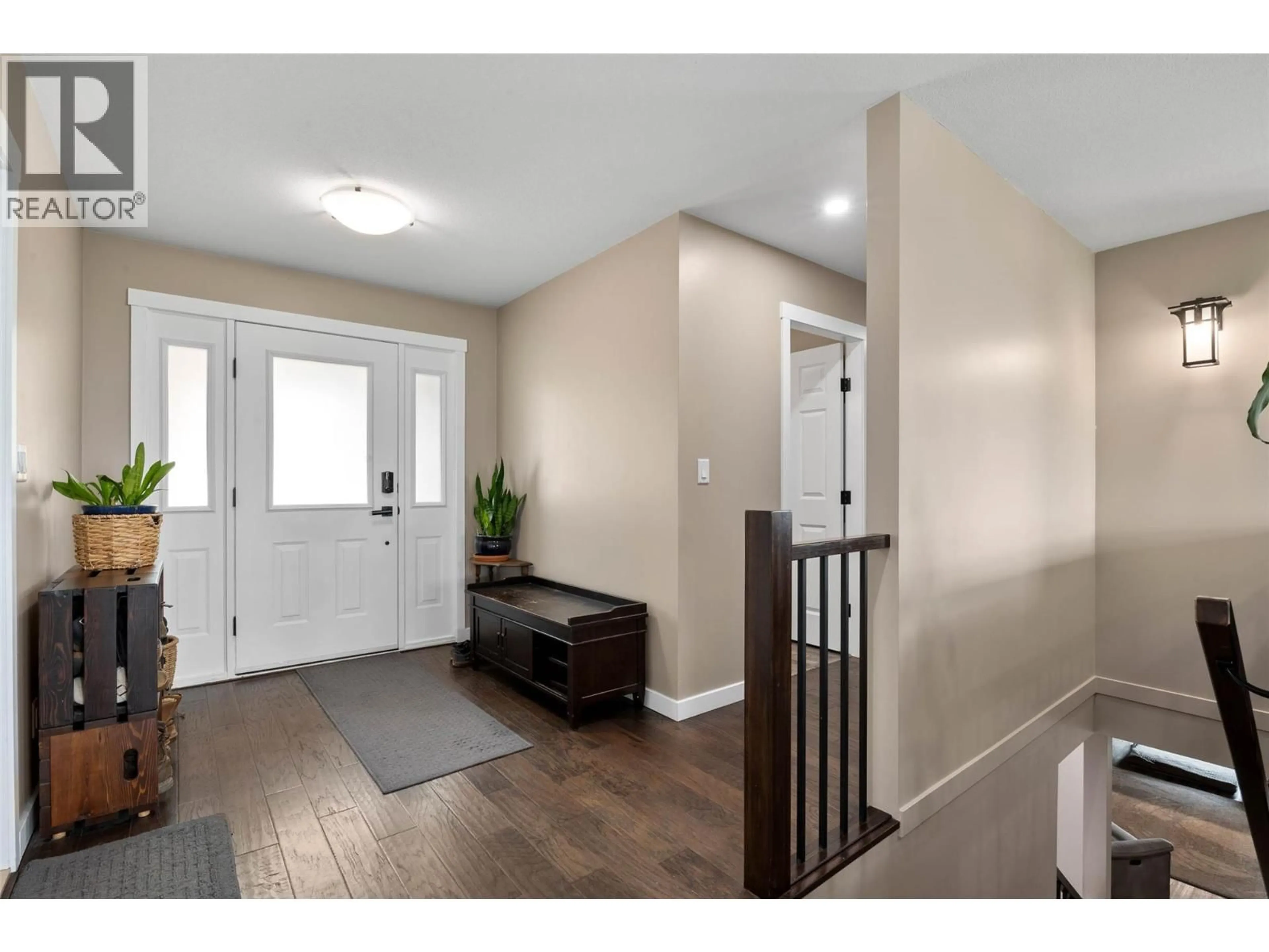 Indoor entryway for 895A GEORGEANN ROAD, Kamloops British Columbia V2B6H9