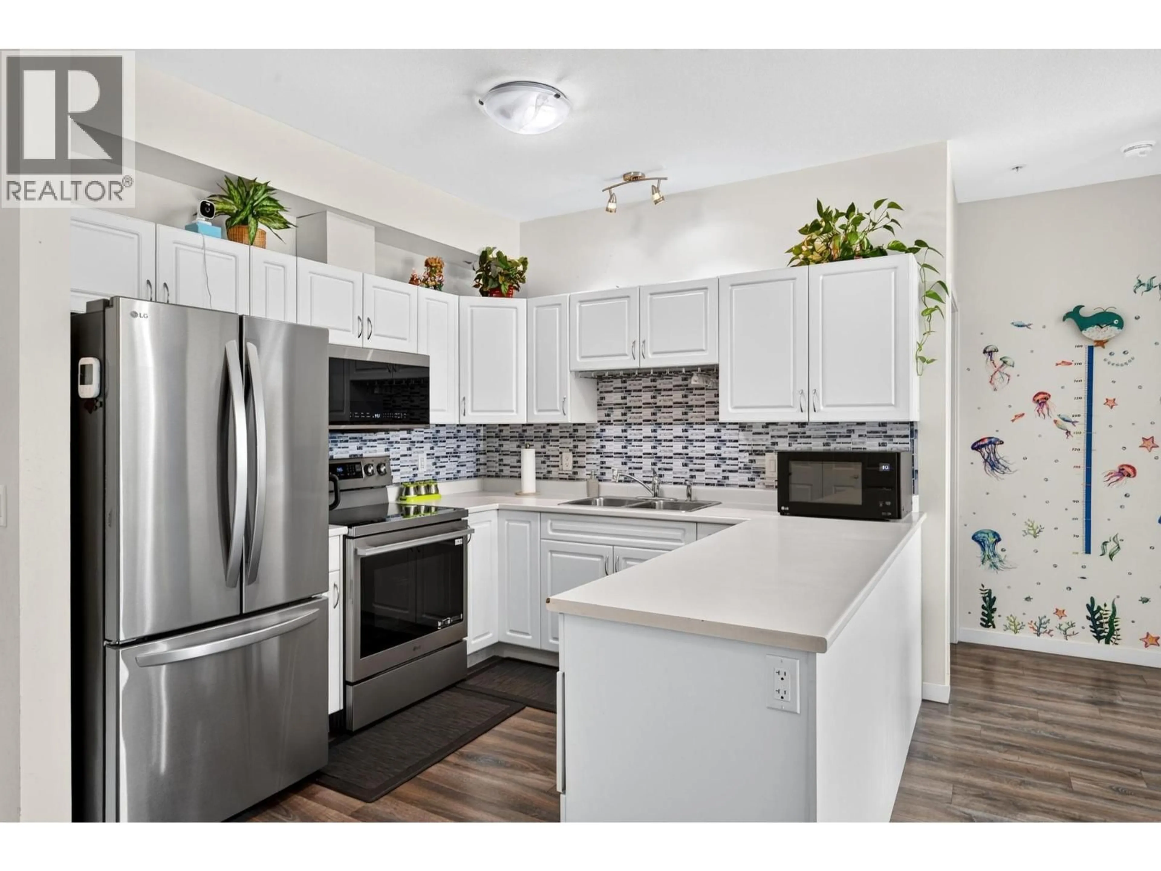 Open concept kitchen, unknown for 210 - 770 RUTLAND ROAD, Kelowna British Columbia V1X3B7