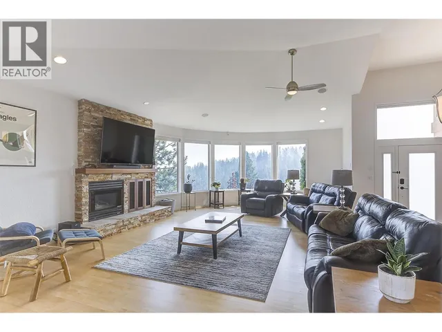 2296 LILLOOET CRESCENT, Kelowna 5