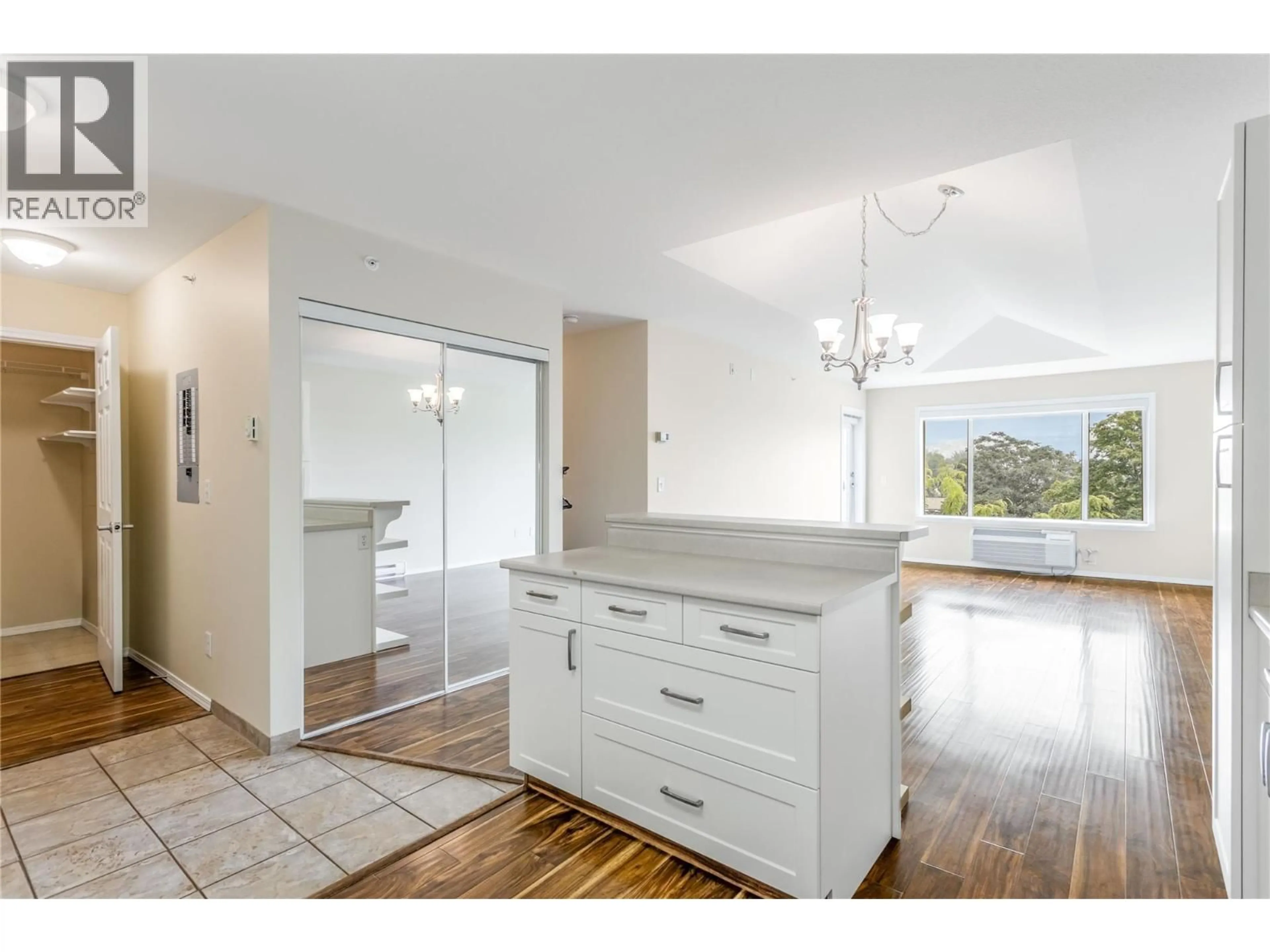 Open concept kitchen, unknown for 405 - 250 DOUGALL ROAD NORTH, Kelowna British Columbia V1X3K5