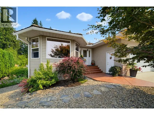 2866 HILLTOP ROAD, Blind Bay 2