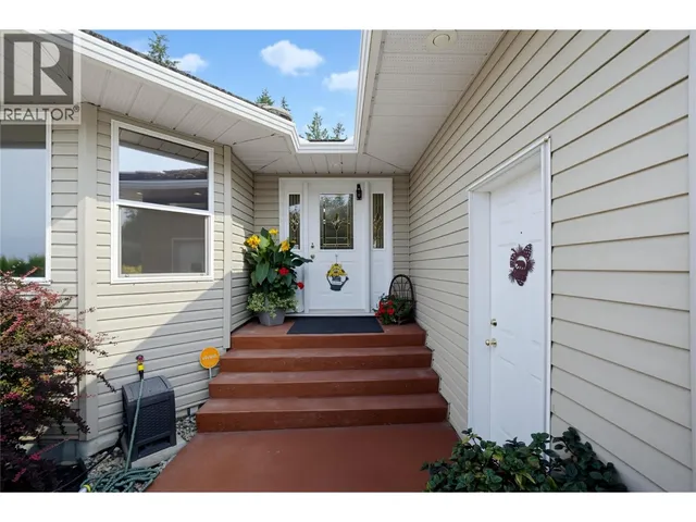 2866 HILLTOP ROAD, Blind Bay 3