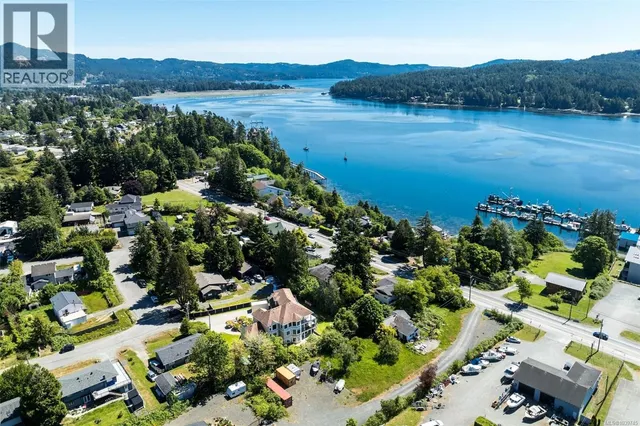 1922 POWLIUK CRESCENT, Sooke 2