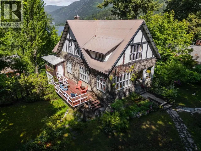 1107 ROBERTSON AVENUE, Nelson 2