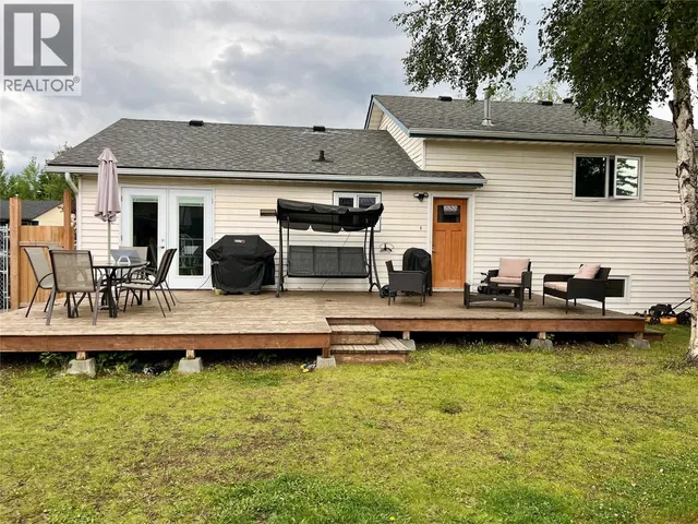 143 BERGERON DRIVE, Tumbler Ridge 3