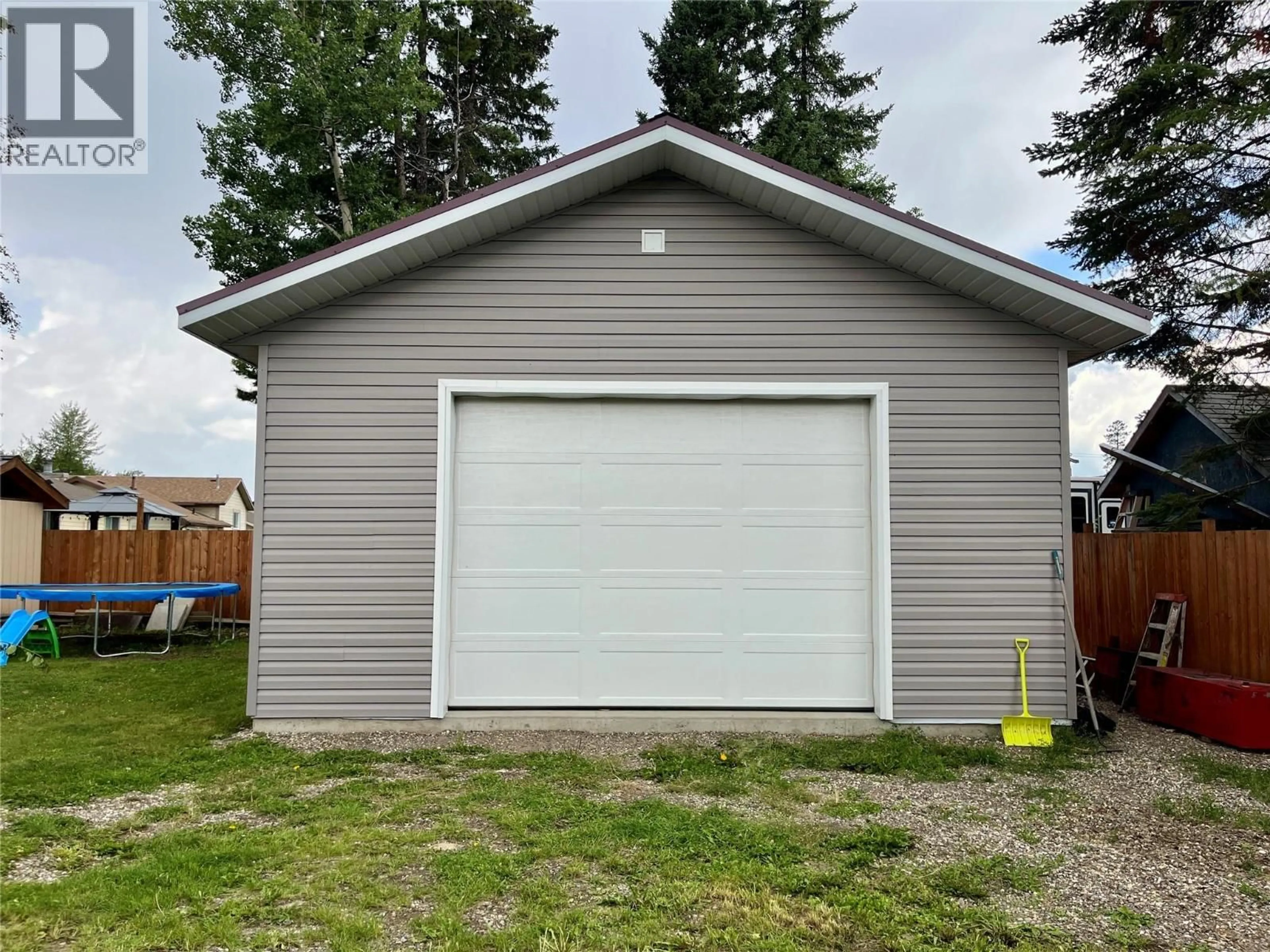 Shed for 143 BERGERON DRIVE, Tumbler Ridge British Columbia V0C2W0