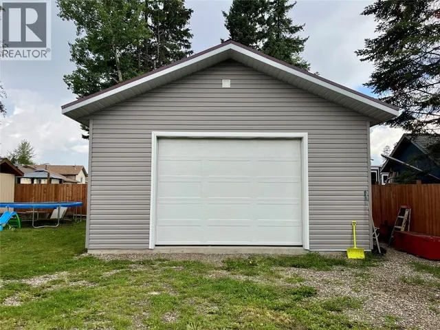 143 BERGERON DRIVE, Tumbler Ridge 5