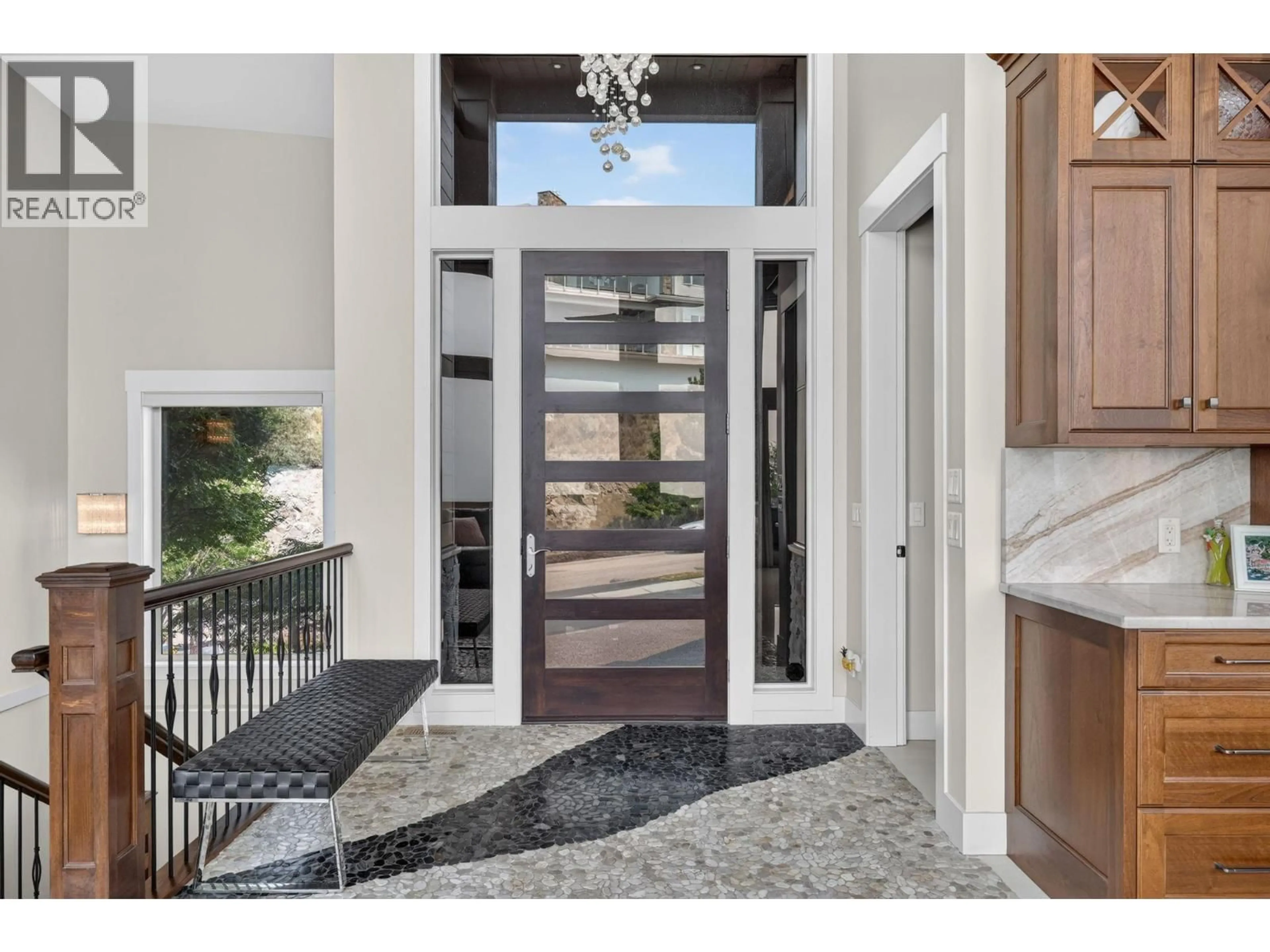 Indoor entryway for 1551 GRANITE ROAD, Lake Country British Columbia V4V1M9