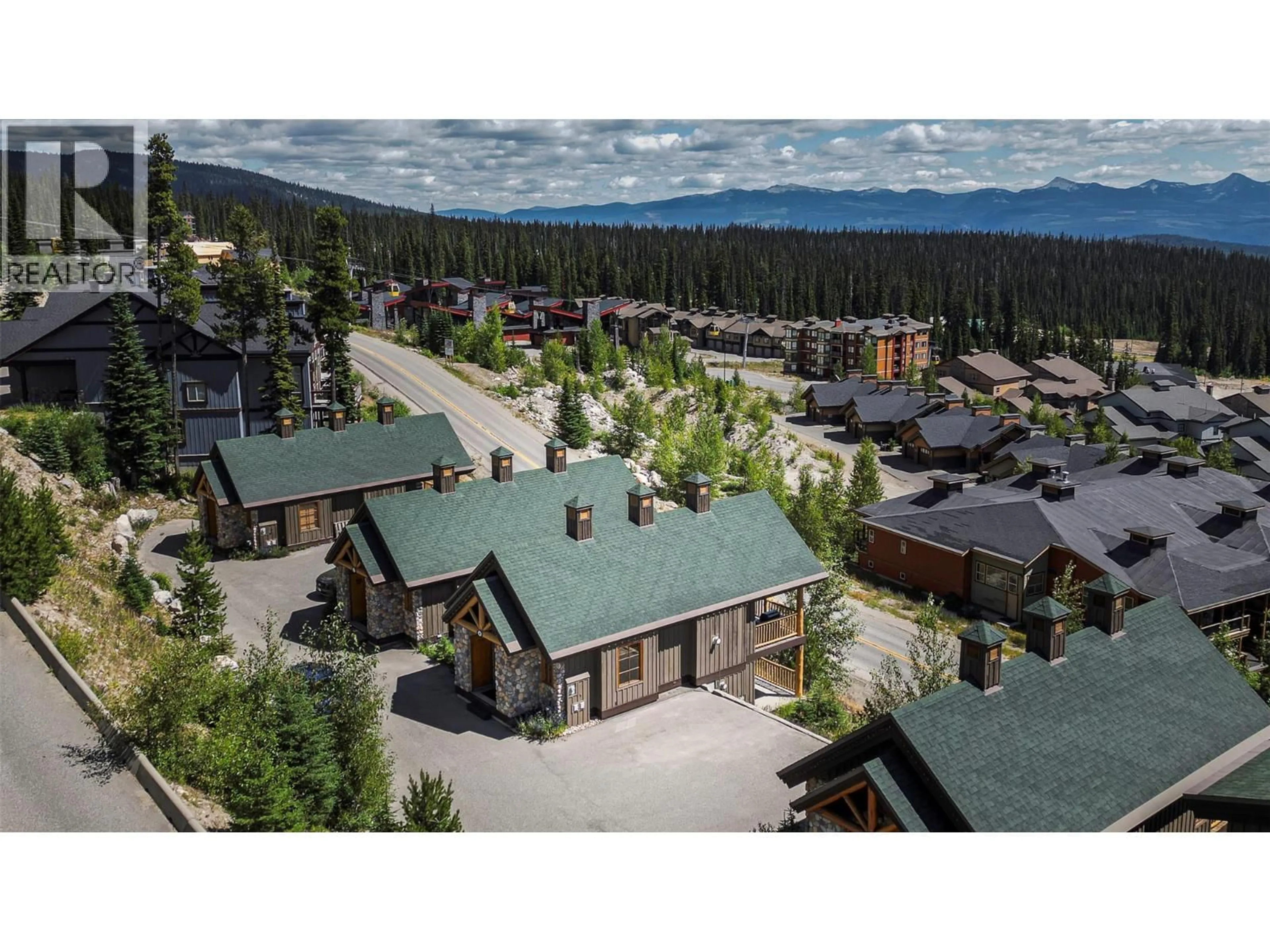 A pic from outside/outdoor area/front of a property/back of a property/a pic from drone, mountain view for 16 - 360 WHITEHORSE LANE, Big White British Columbia V1P1P3