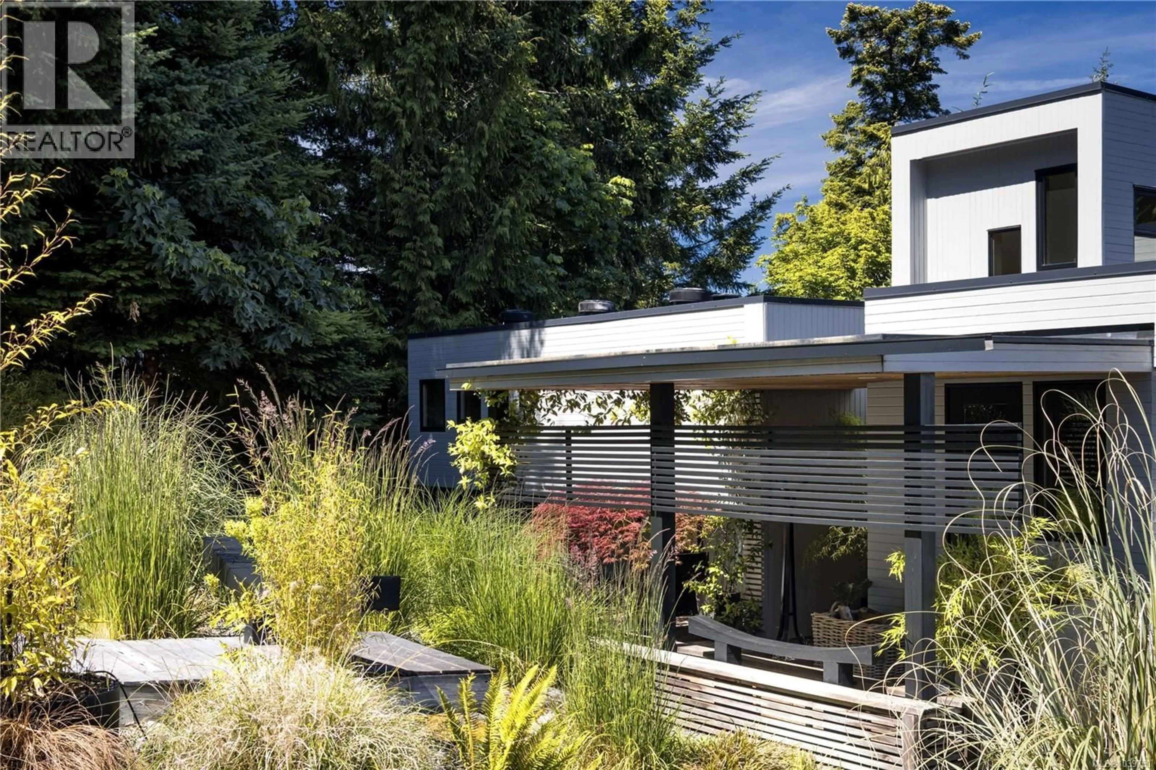 Home with vinyl exterior material, street for 683 STEAMER DRIVE, Central Saanich British Columbia V9E2A1