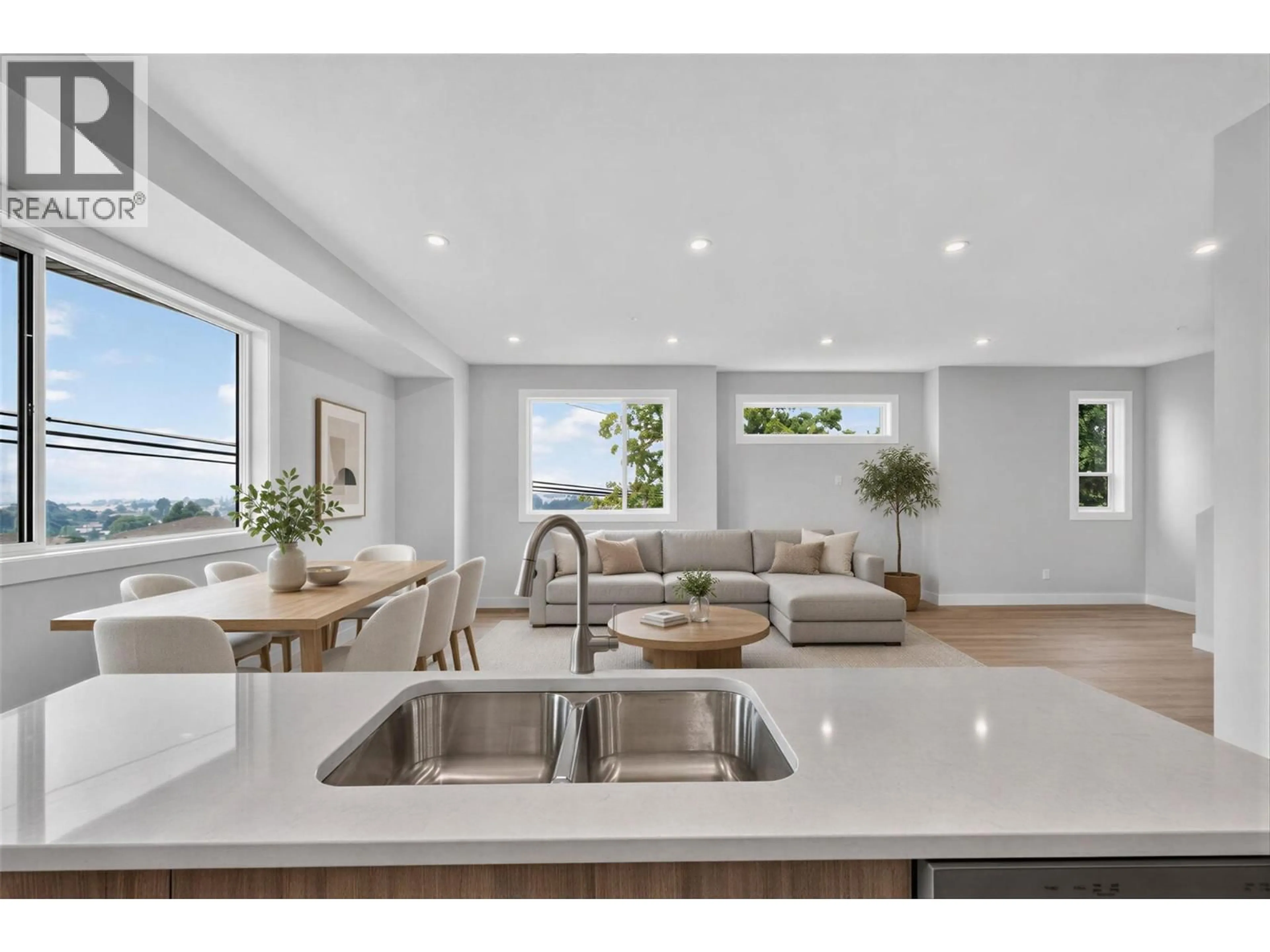 Open concept kitchen, unknown for 3 - 2009 39 AVENUE, Vernon British Columbia V1T8E5